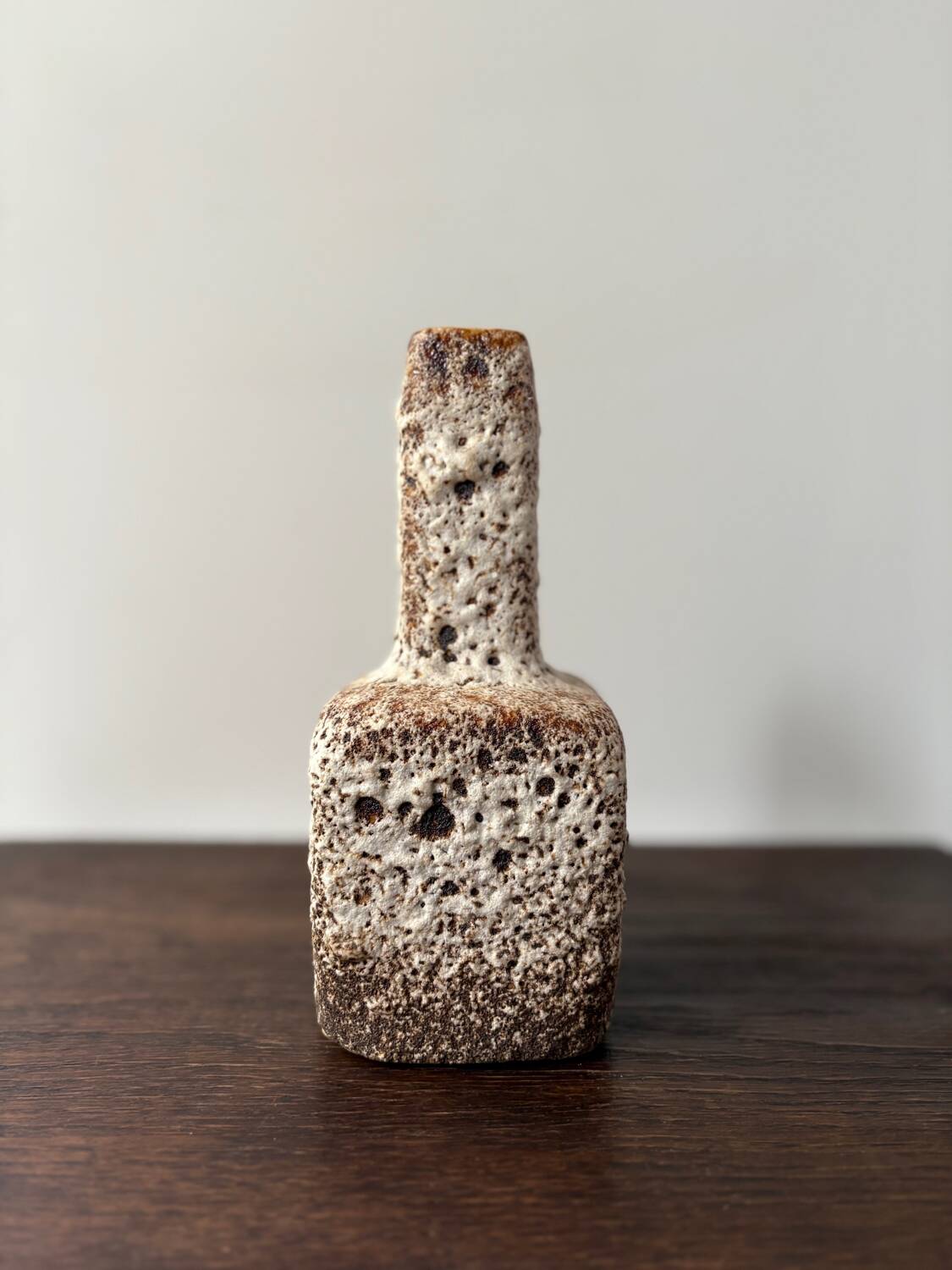 Vase en céramique fat lava années 60 marron et beige pays bas