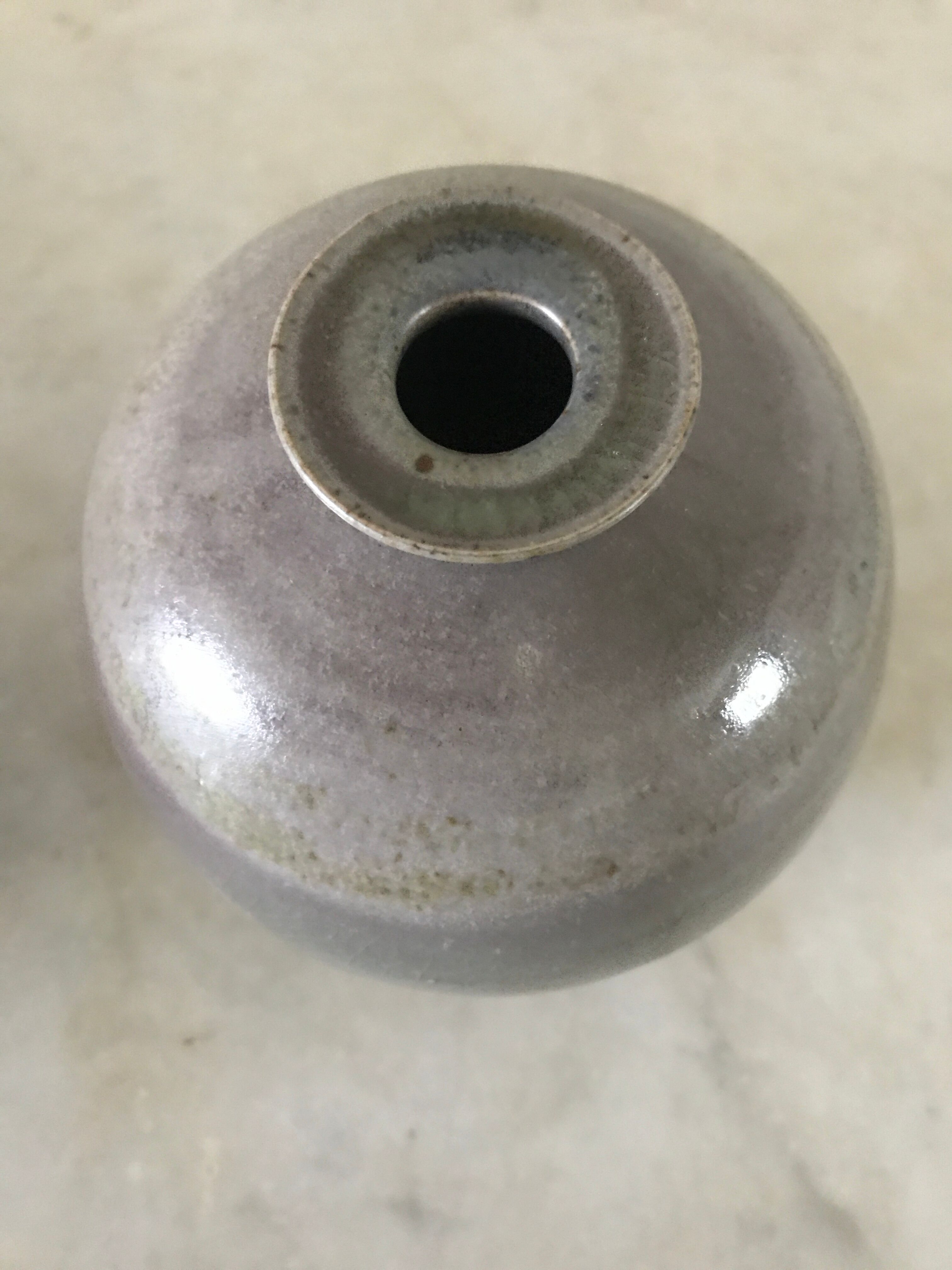 Vase ball in Crancot enamelled sandstone