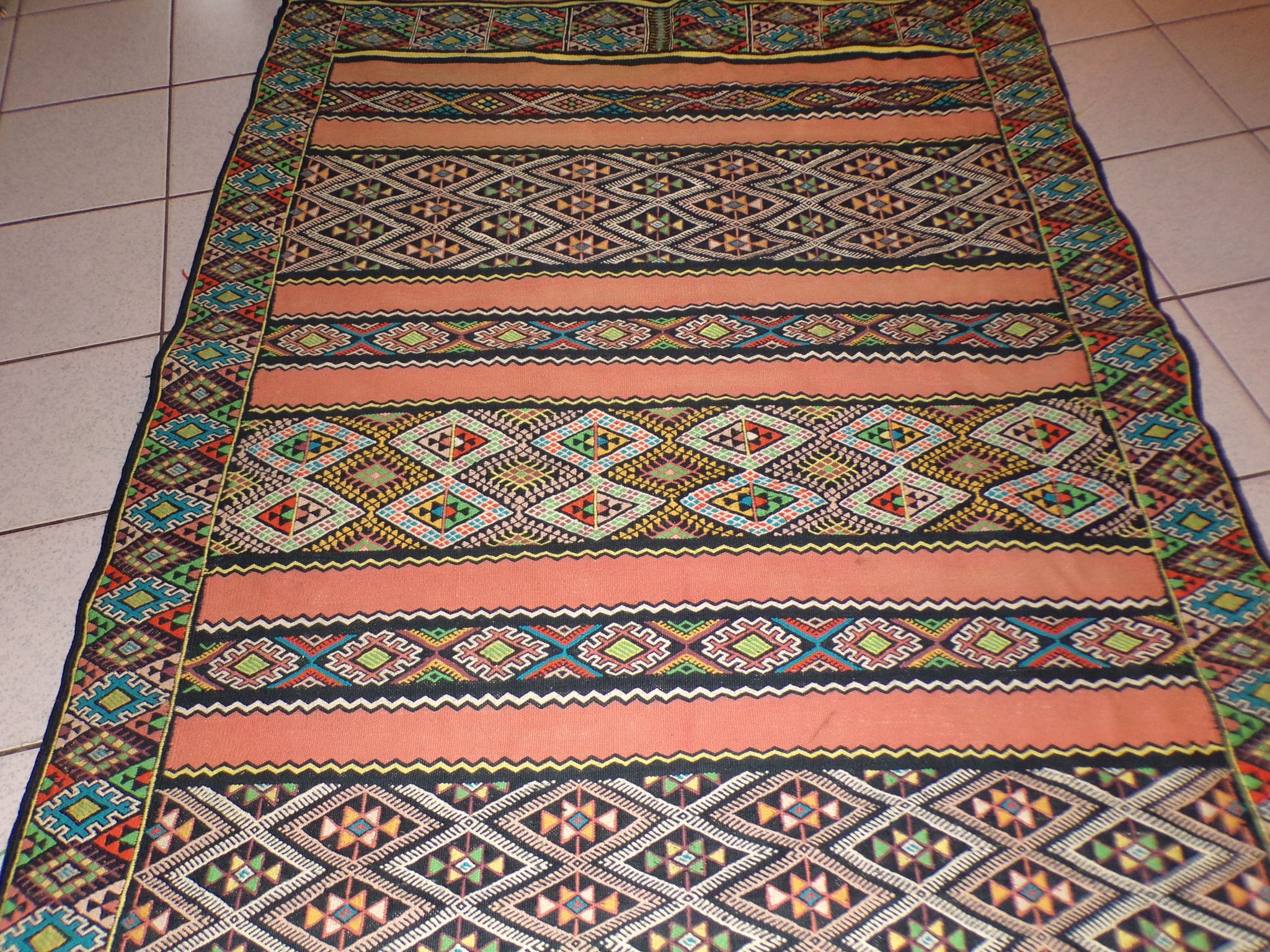 Tapis péruvien en laine, 230 cm x 148 cm