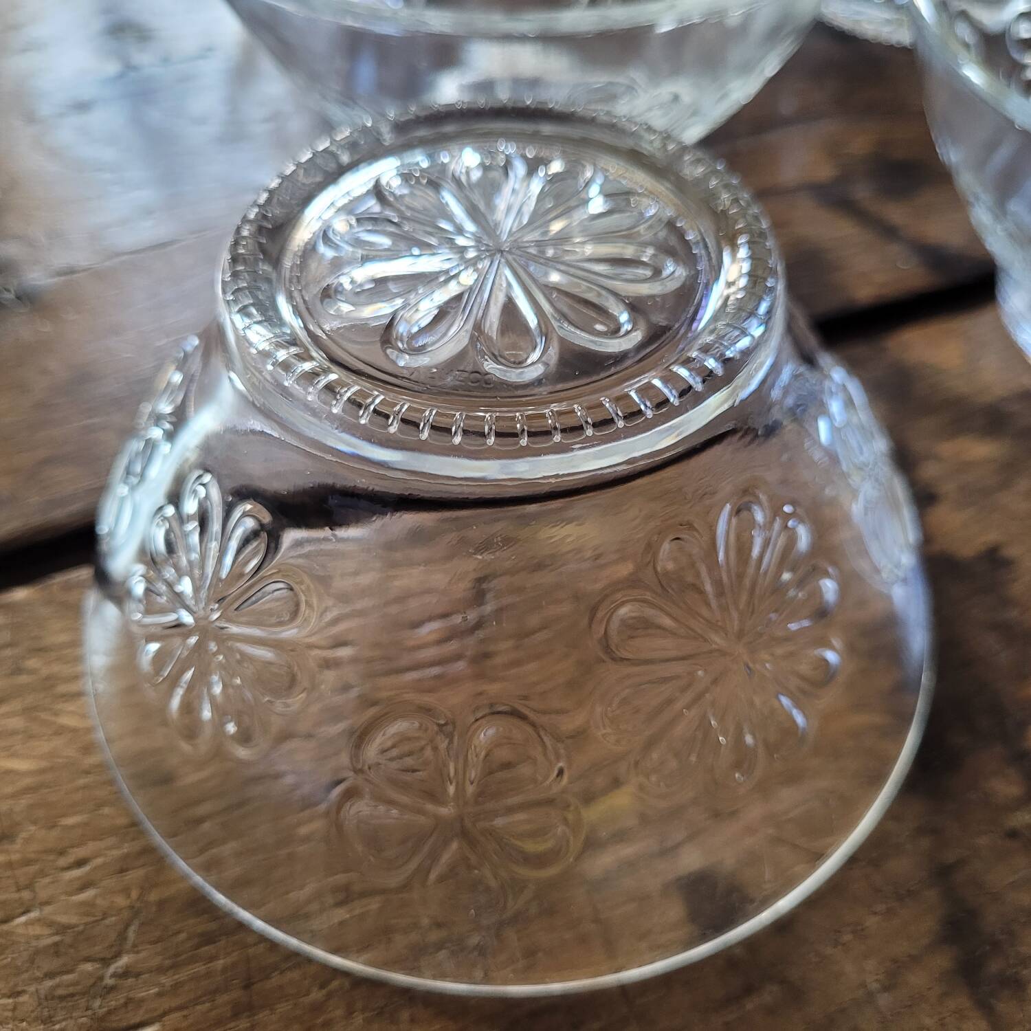 Set of 5 Moulded Glass Bowls with Floral Decoration – Circa 1970