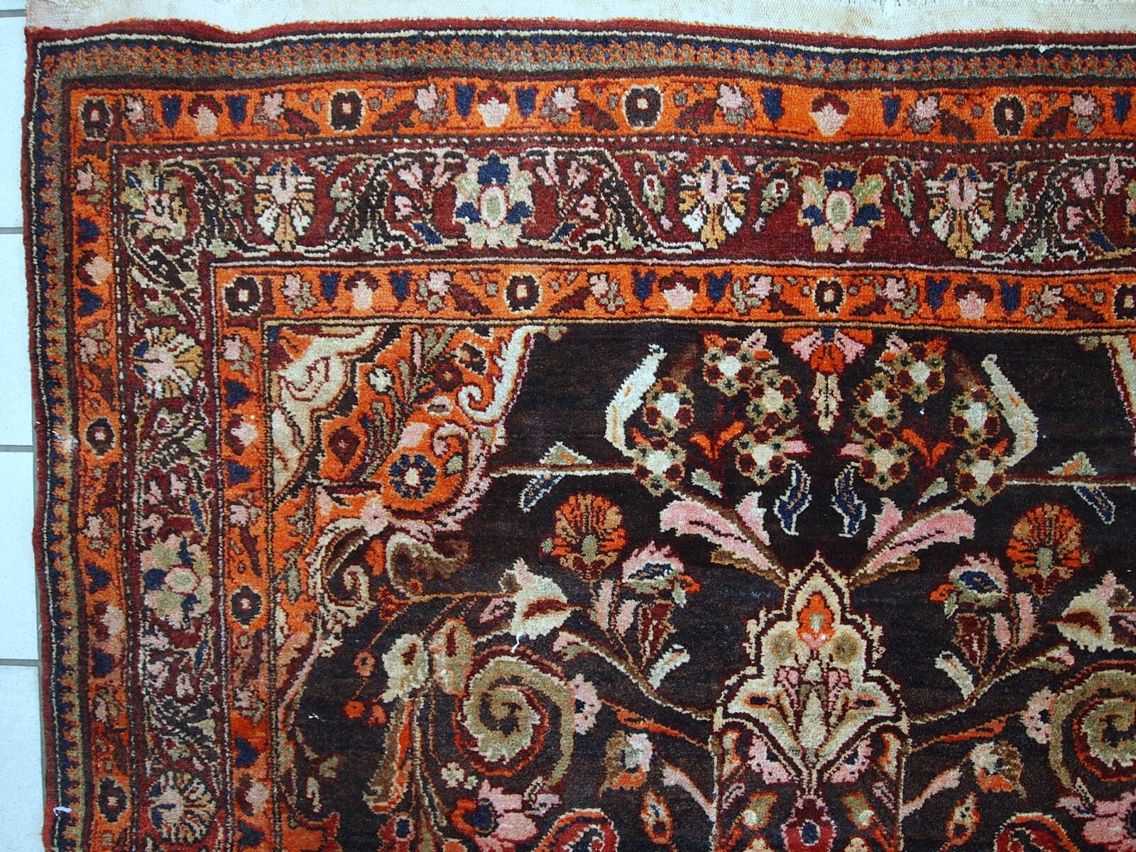 Tapis vintage fait main Tabriz du Moyen-Orient 135cm x 220cm (1950s)