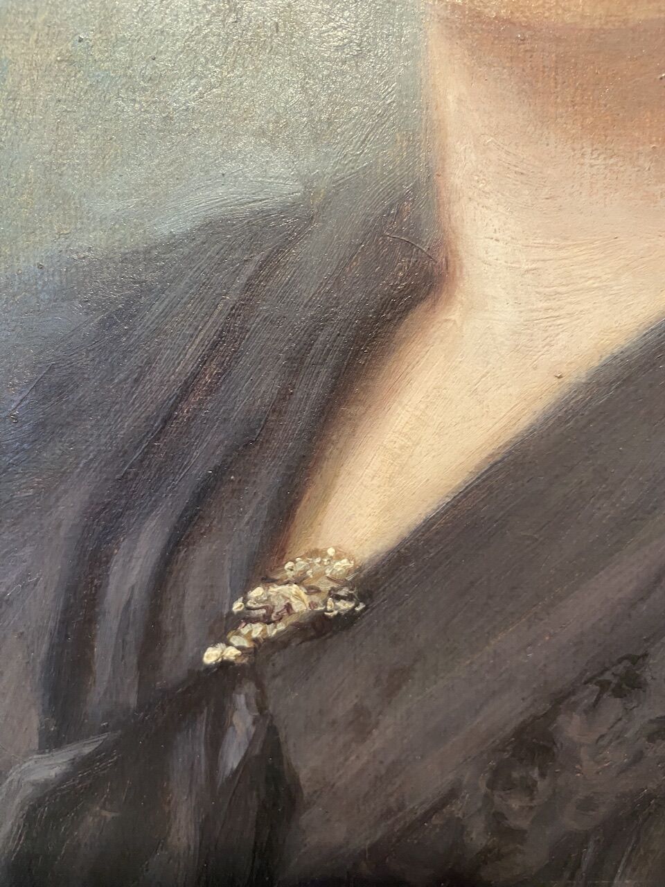 Portrait of a young woman, signed H Mouthier (1880-1975) and dated 1907