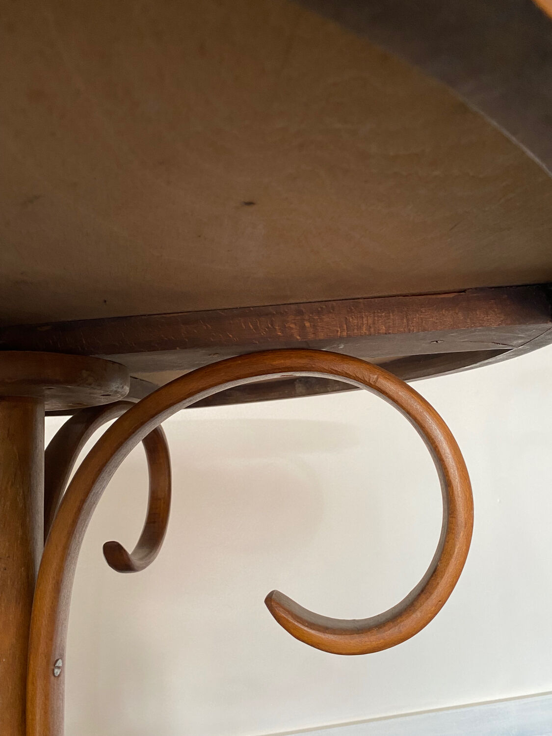 Vintage table and 4 chairs set