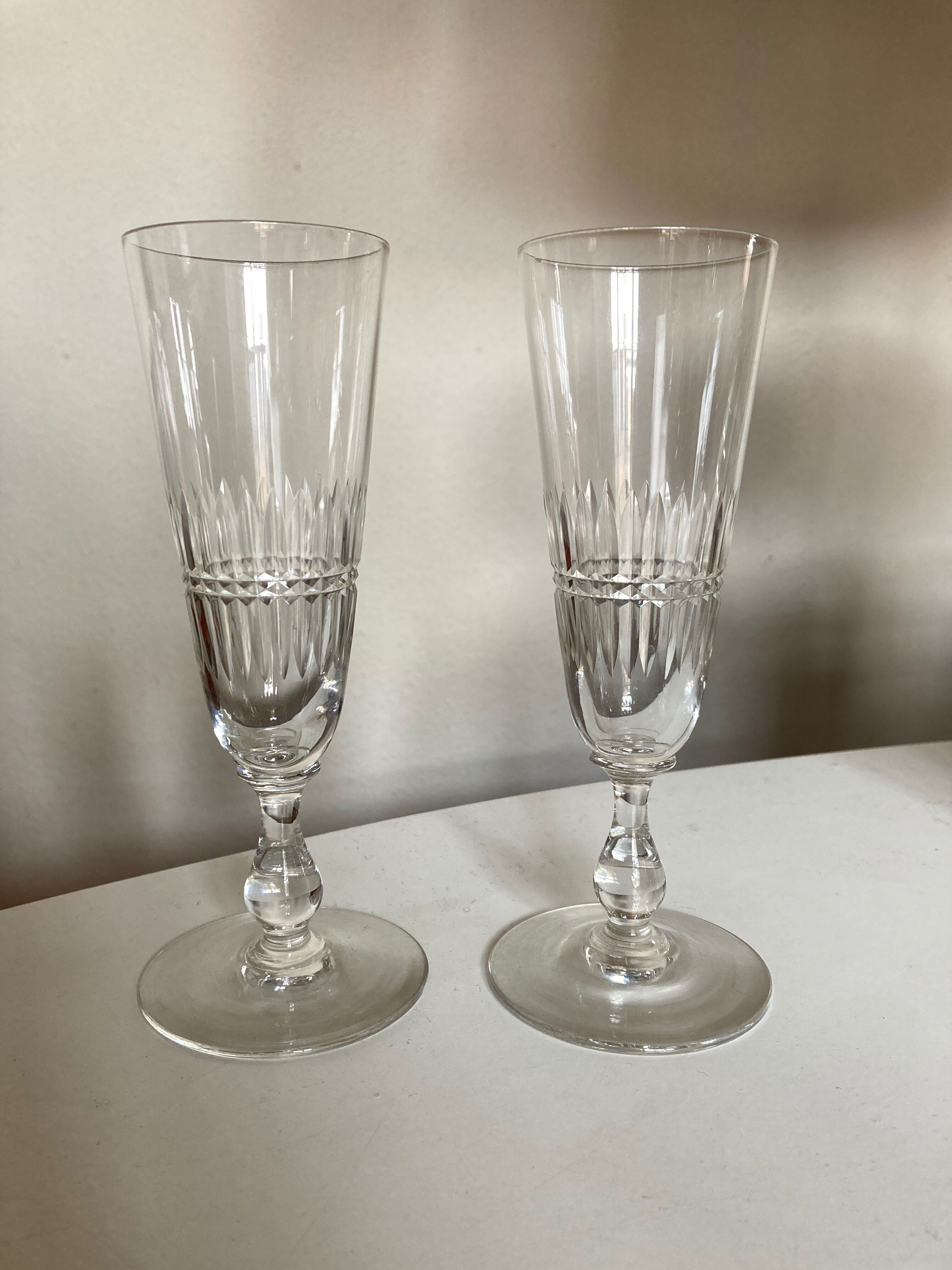 Product BHV Pair of crystal champagne flutes sounding 1960