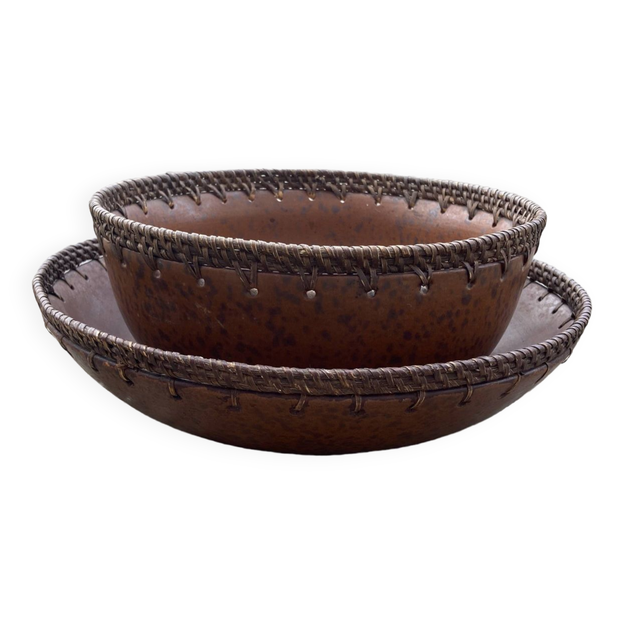 Set of 2 ceramic and wicker salad bowls