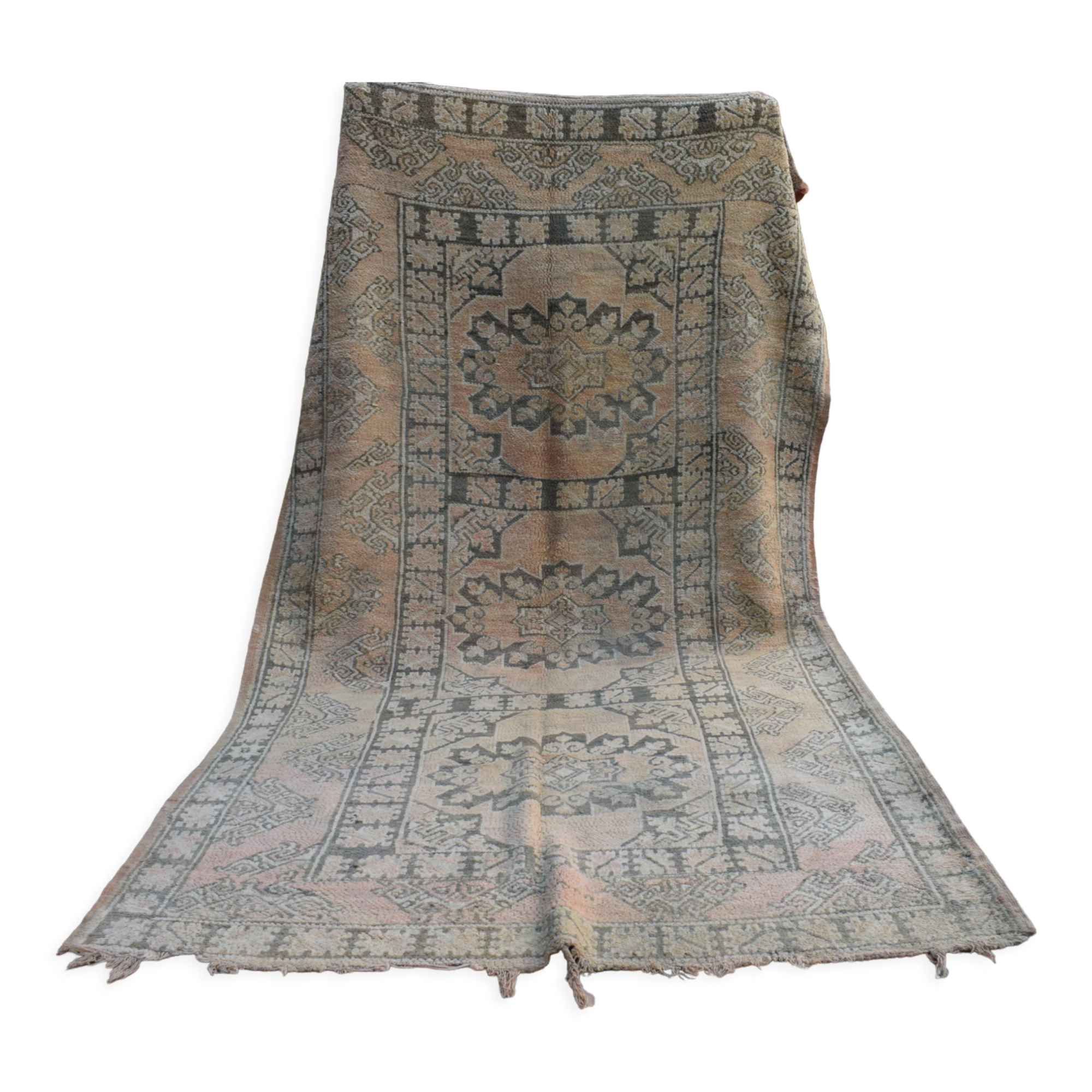 Berber rug Moroccan vintage Atlas