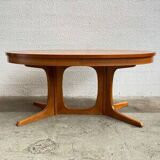 Baumann Oval Table