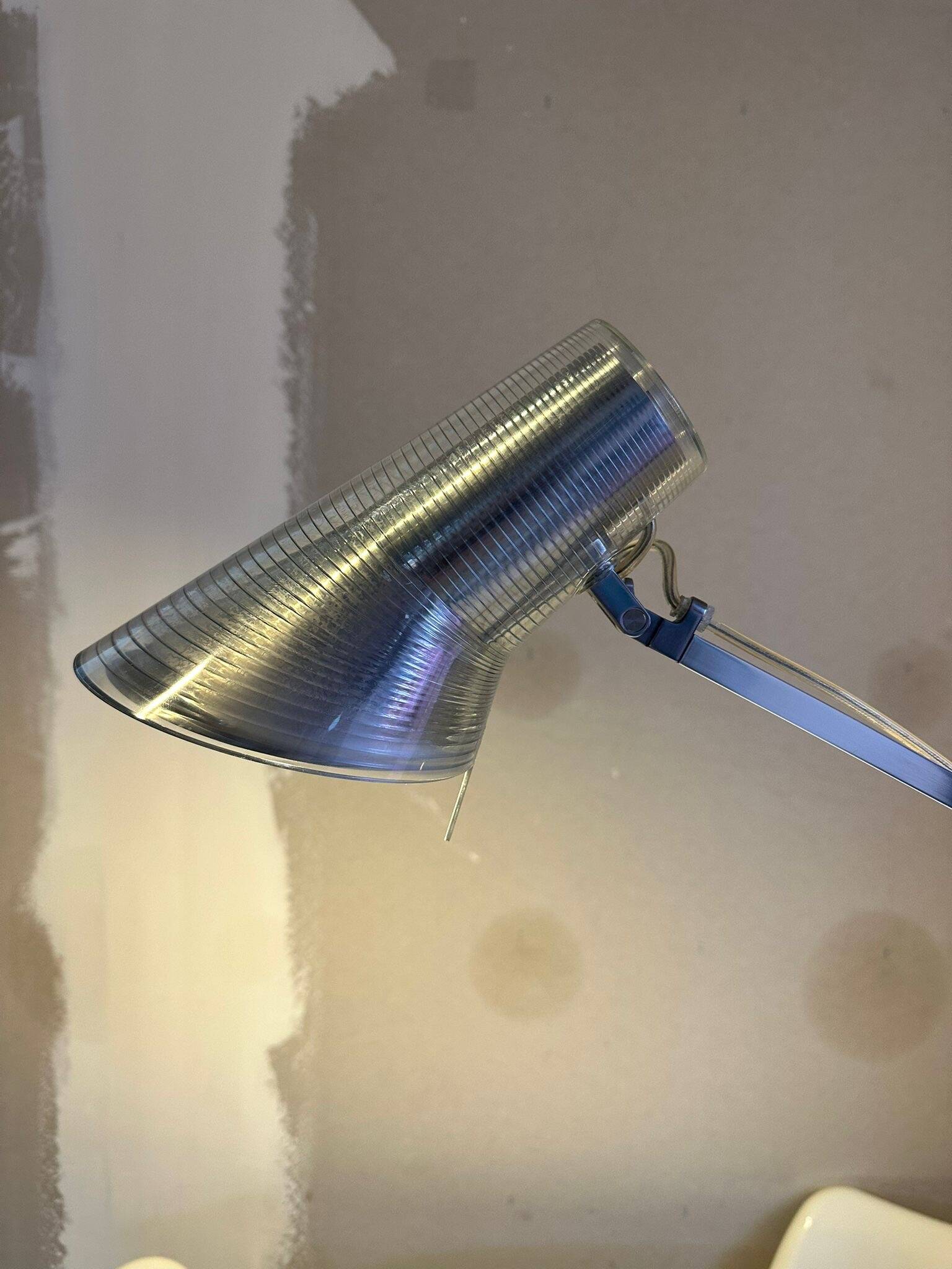 Lampe Kelvin T design Antonio Citterio édition Flos