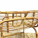 Basket rattan on feet