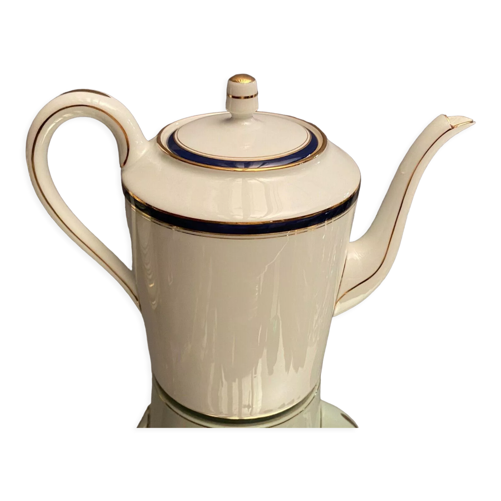 Teapot with blue and gold nets in Limoges porcelain signed Haviland