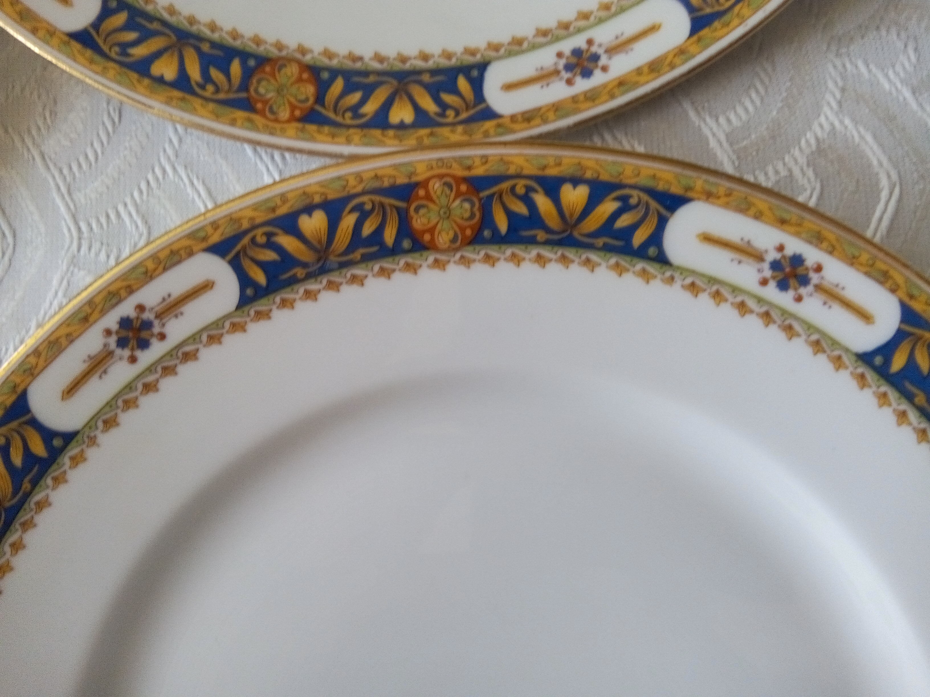 6 assiettes plates porcelaine de Limoges
