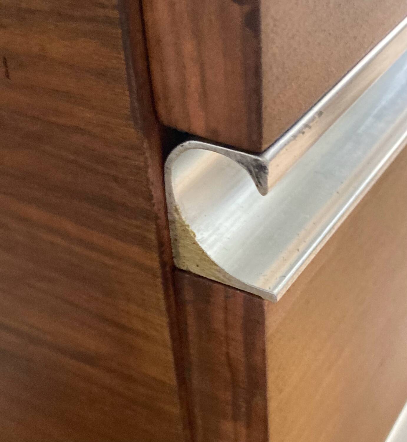 6-drawer chrome and wood chest of drawers