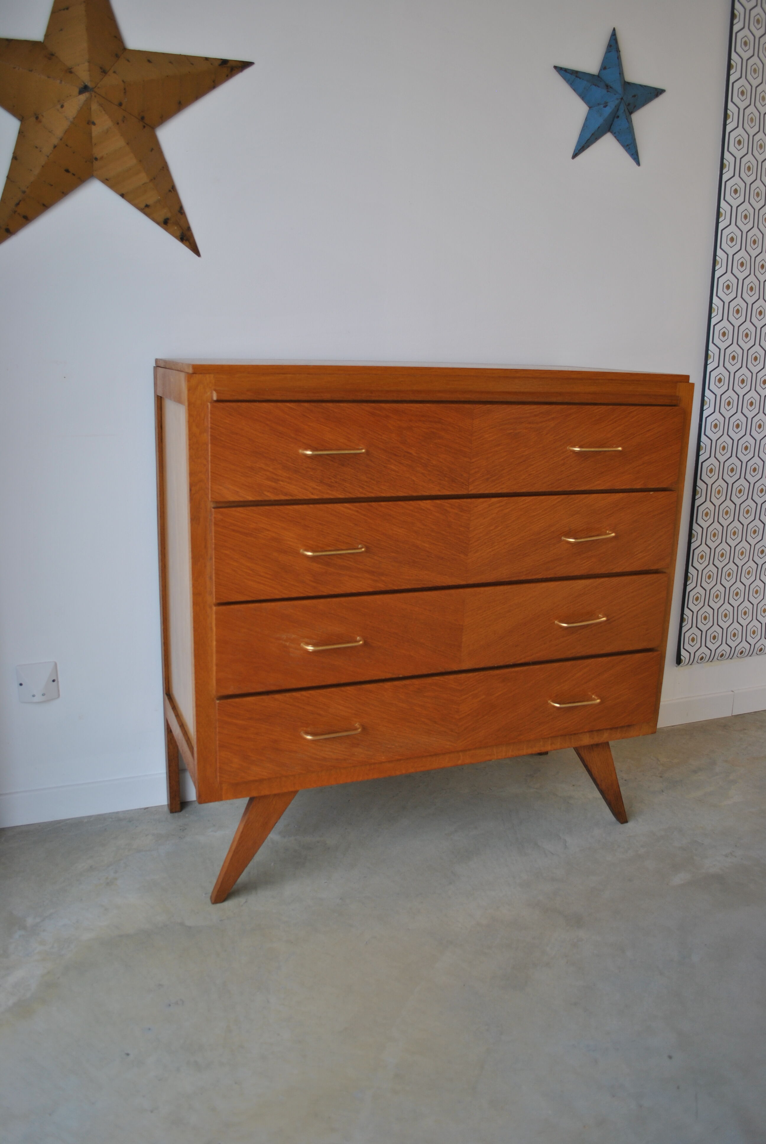 Chest of drawers vintage feet compass 1970