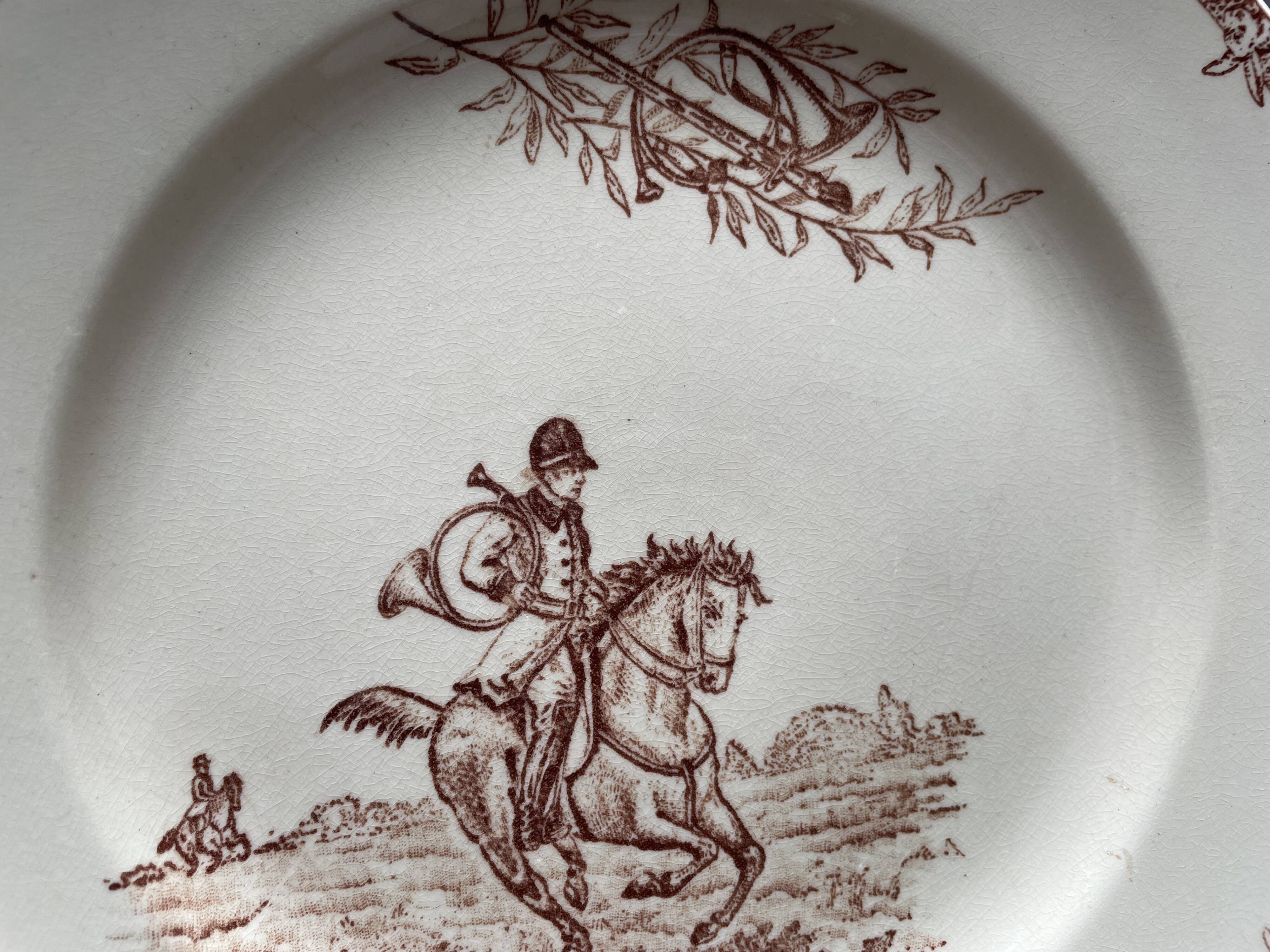 Flat plates iron earth hunting scene vieillard
