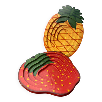 Pineapple and strawberry wooden trays