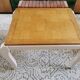 Table basse art déco relookée, pieds galbés