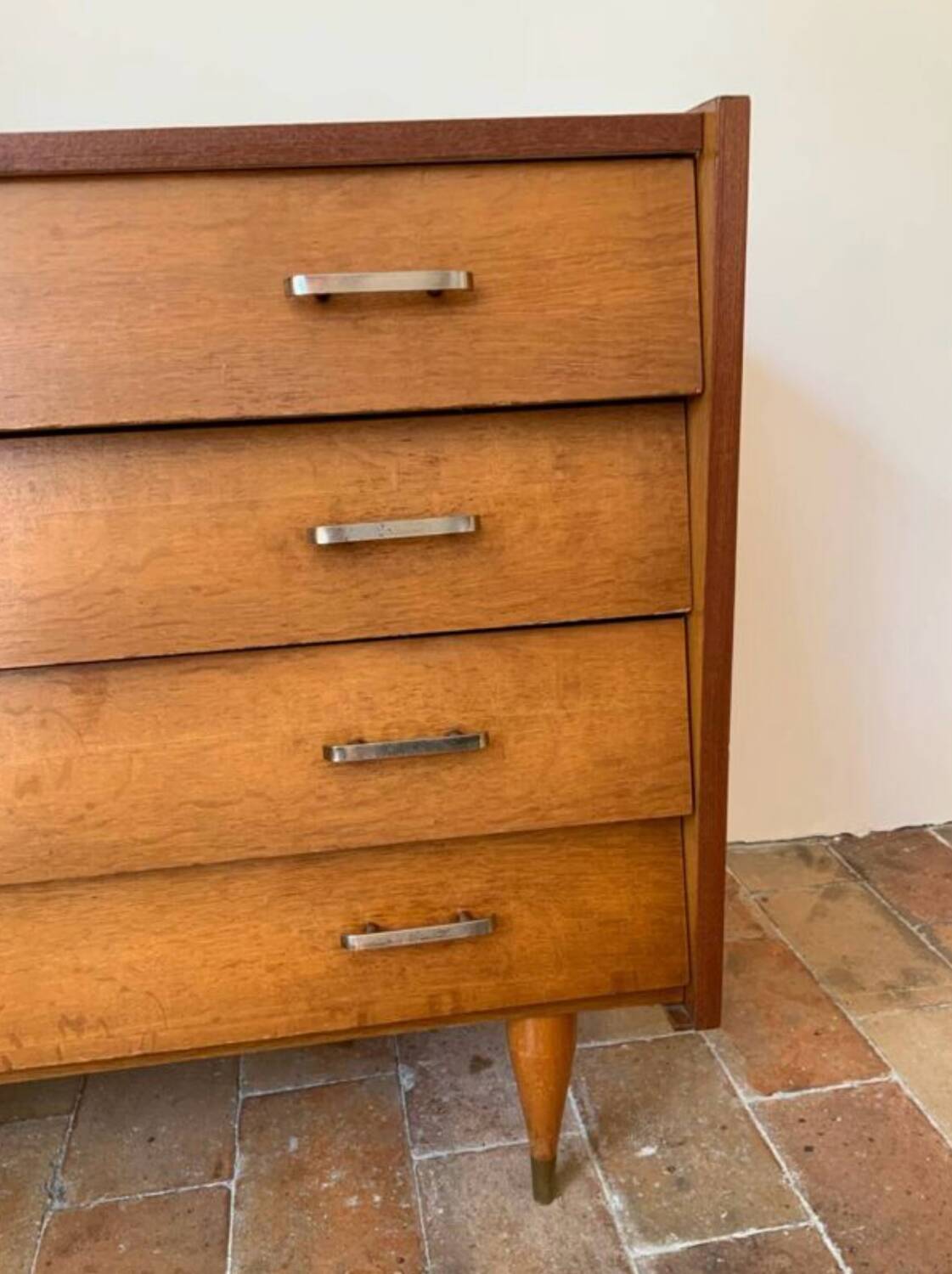 Vintage chest of drawers