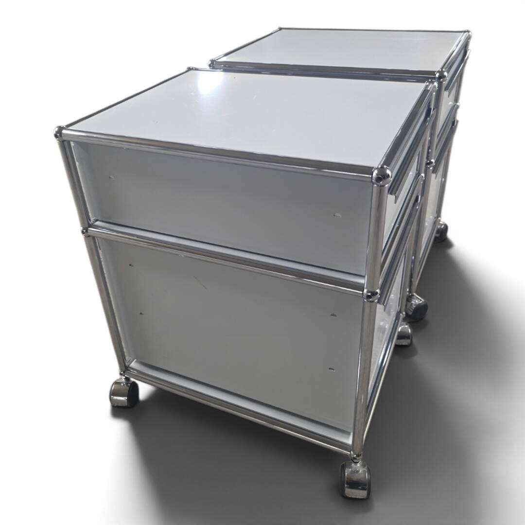 Set of 2 USM Haller cabinets