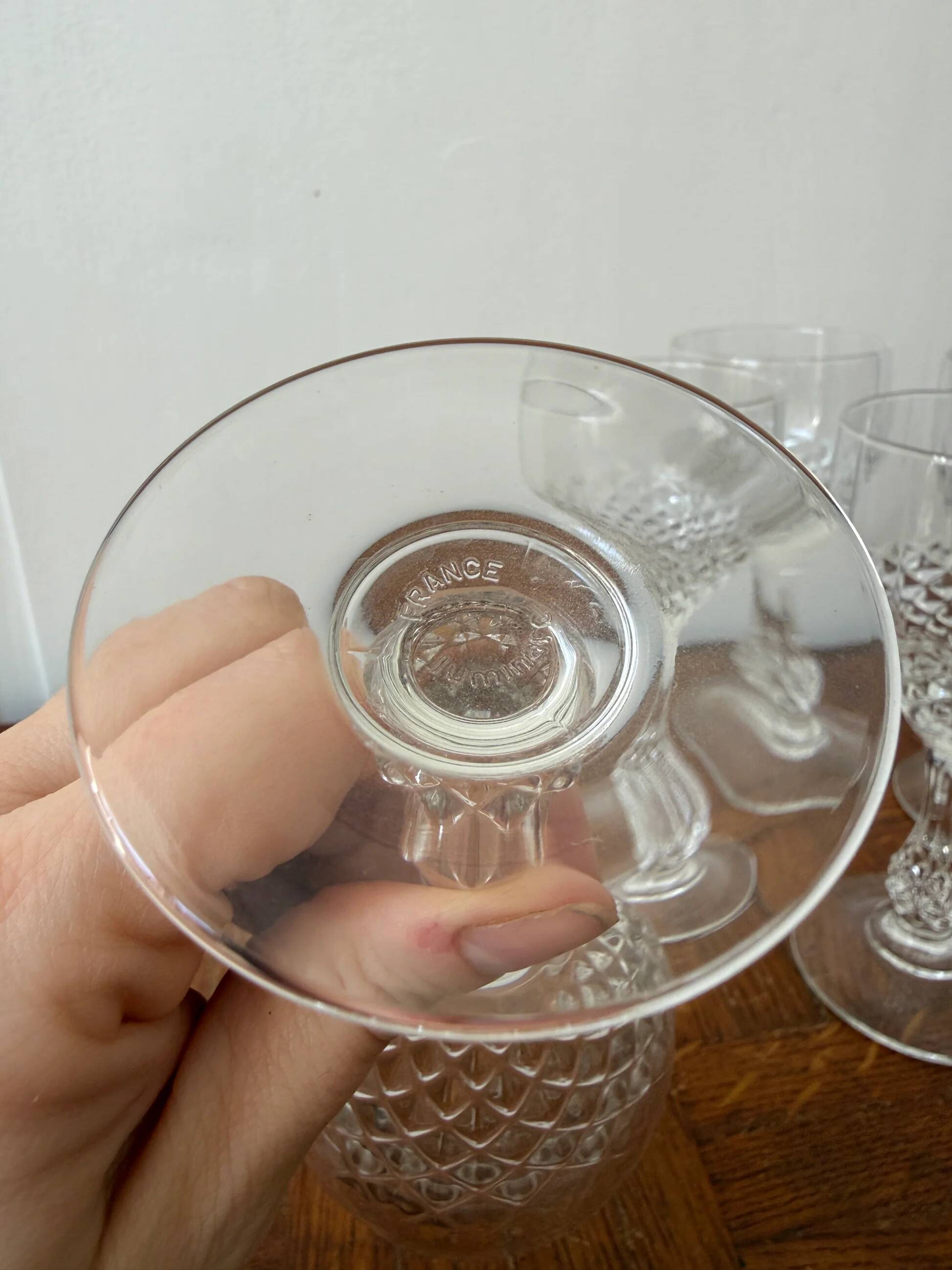 Set of 6 Luminarc wine glasses - Made in France