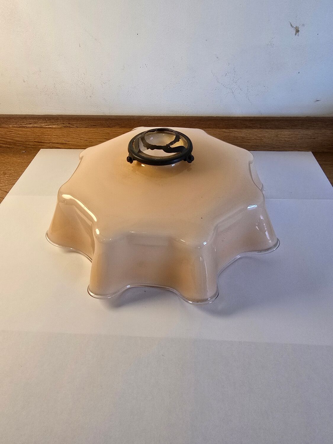 Opaline pink suspension 1960