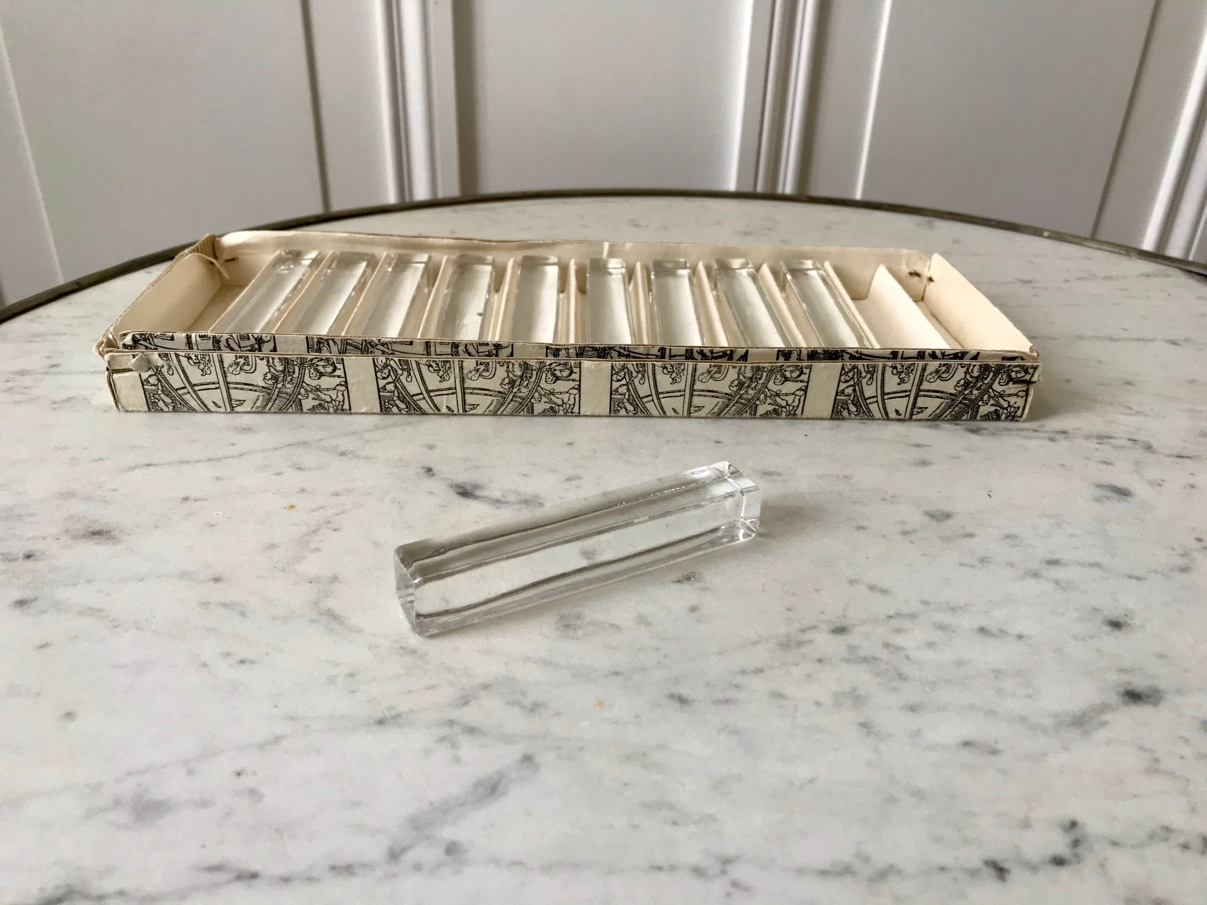 Set of 10 50s crystal knife holders