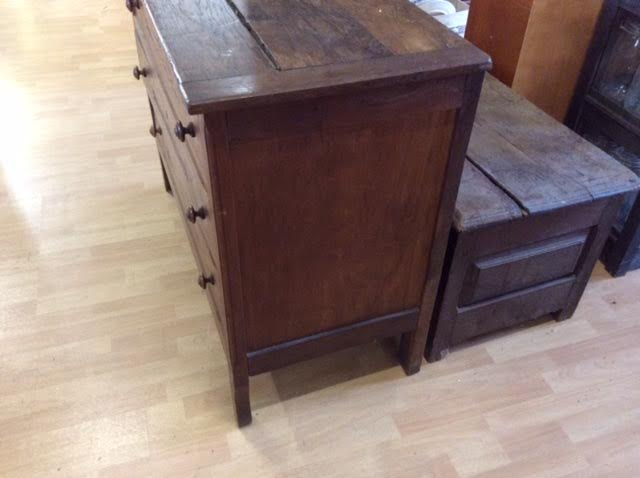 Chest of drawers 3 drawers old
