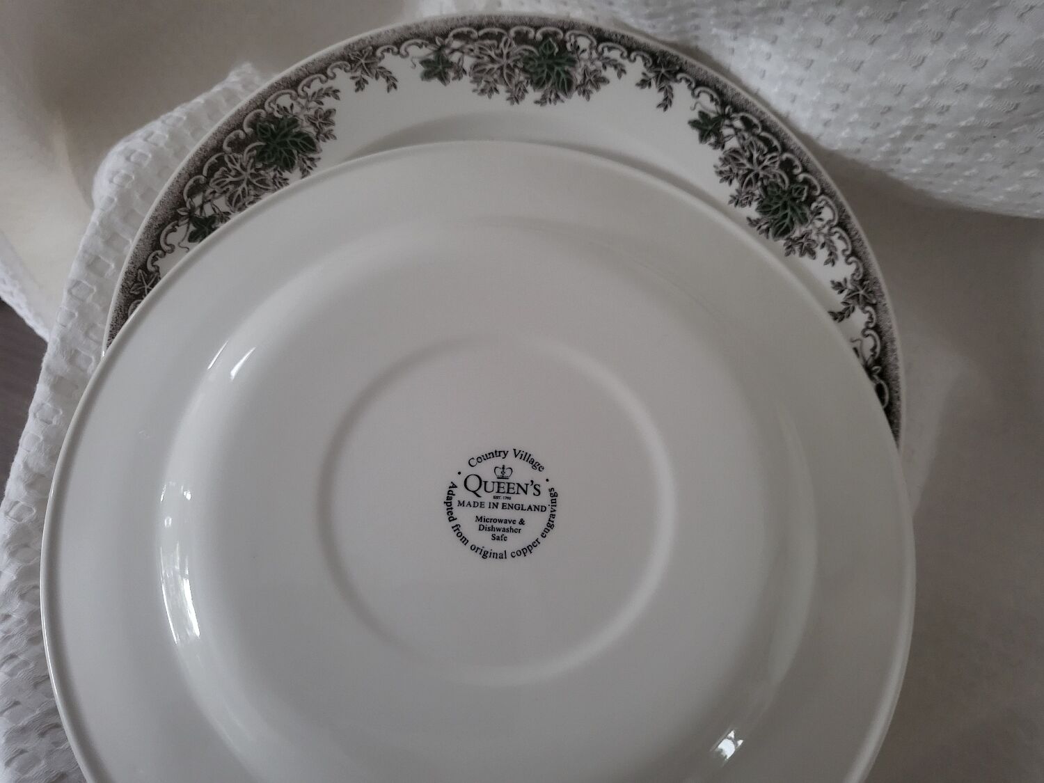 Set of 9 queen's english porcelain plates