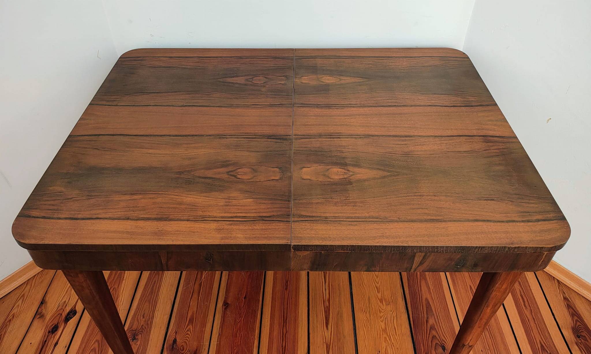 Czechoslovakian Extendable Dining Table by Jindřich Halabala for Up Závody,