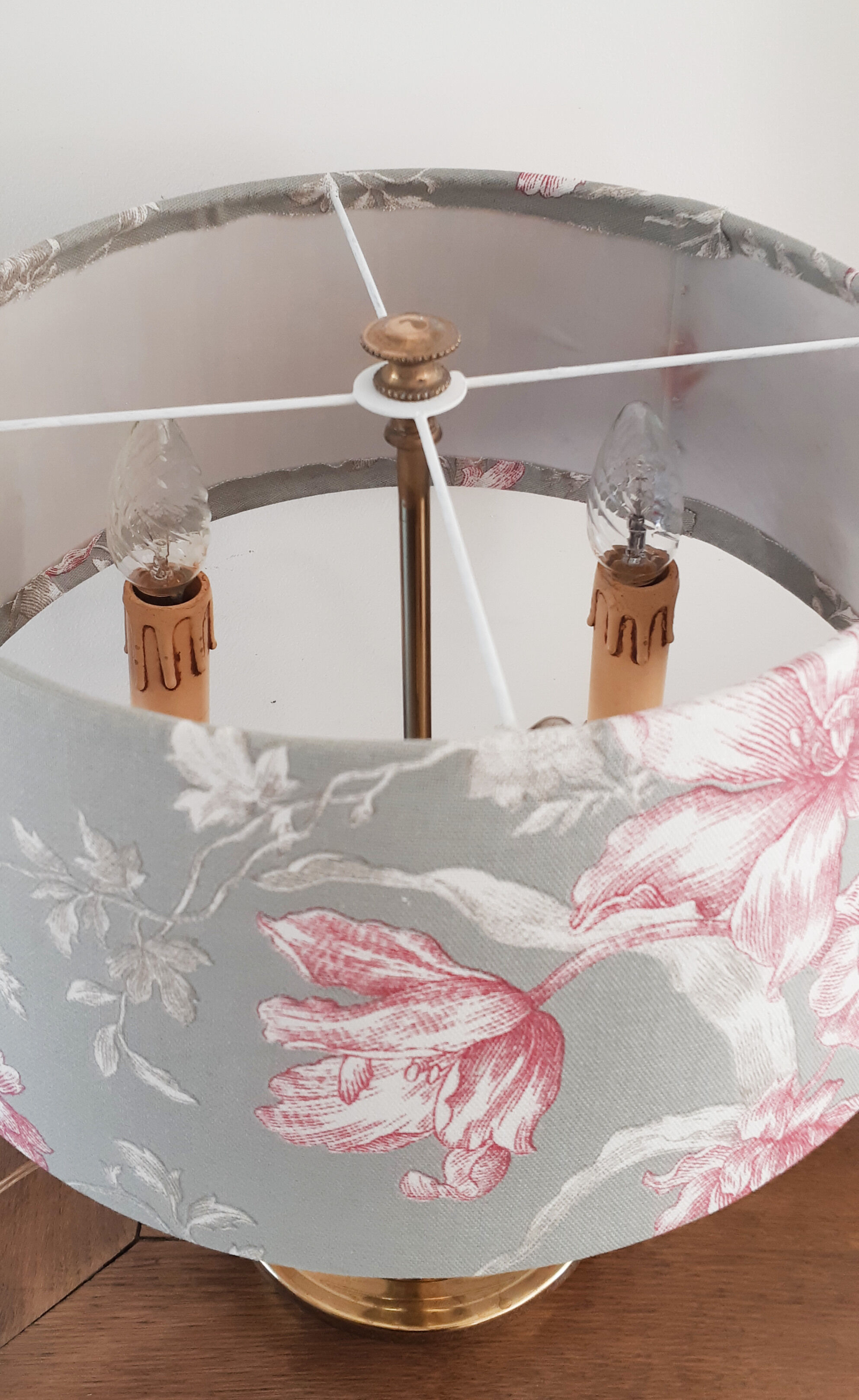 Bronze hot water bottle lamp