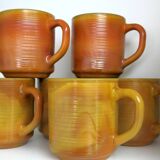6 Arcopal coffee mugs in very good condition