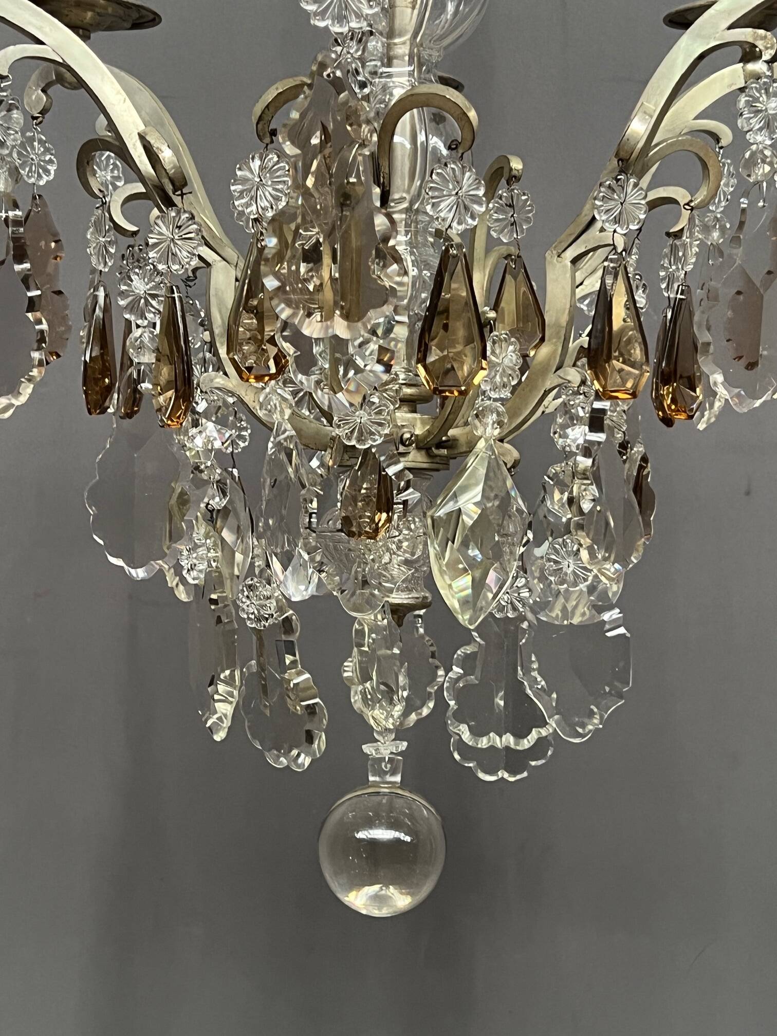 Antique French chandelier 170 cm with Louis XVI style chain in crystal.