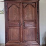 Molded oak cabinet from the end of the 18th century
