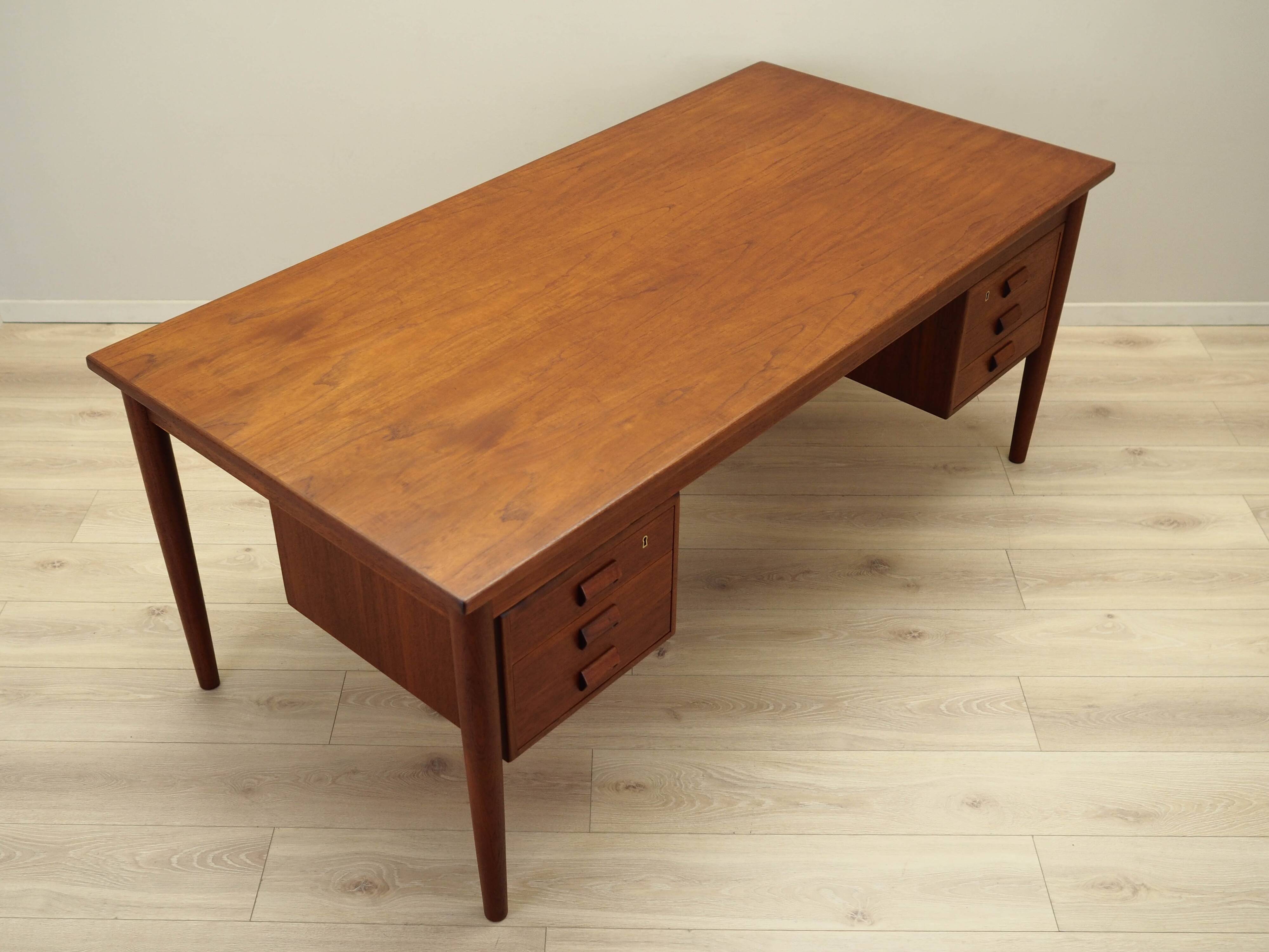 Teak desk, Danish design, 1960s, designer: Børge Mogensen