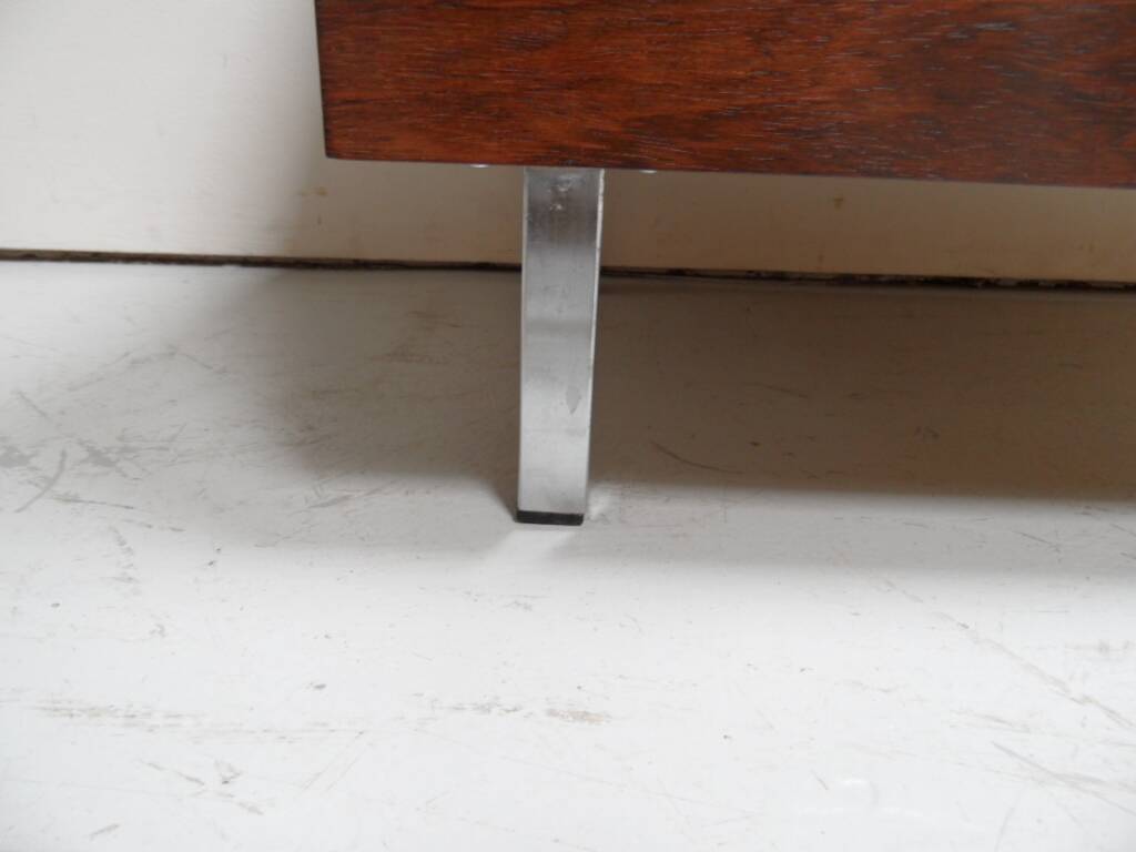 Mid Century chest of drawers