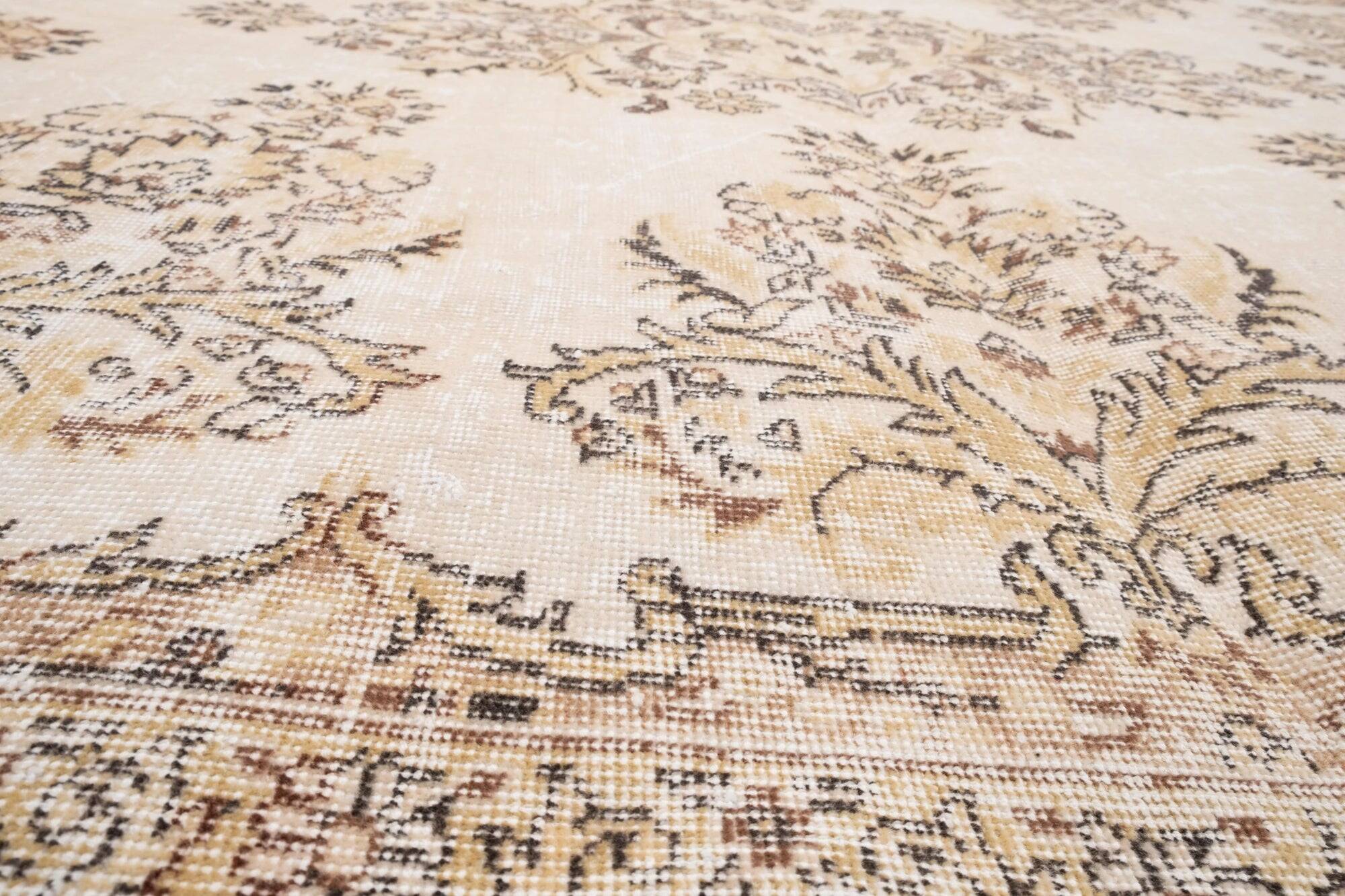 Vintage Turkish Oushak rug 211x320 cm