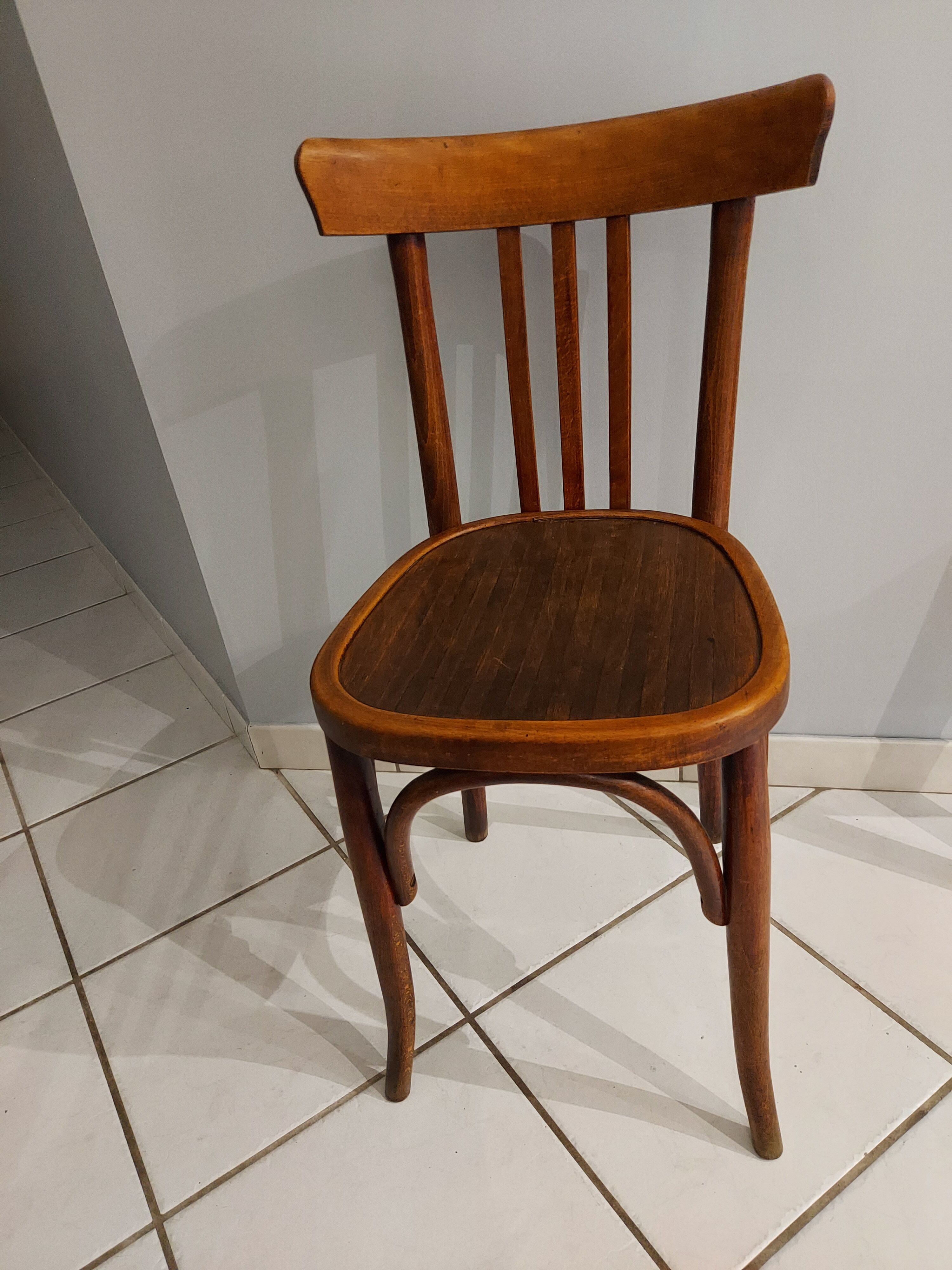 Suite de 6 chaises de bistrot Baumann vintage année 1930
