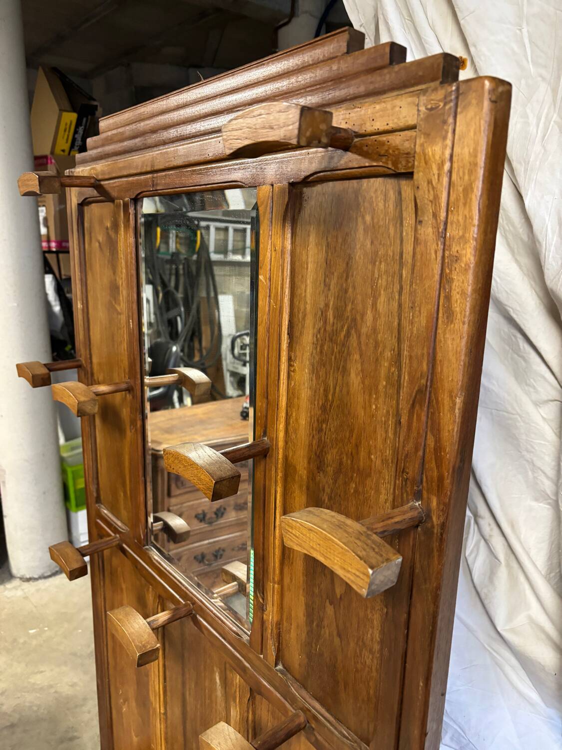 Porte manteaux en bois