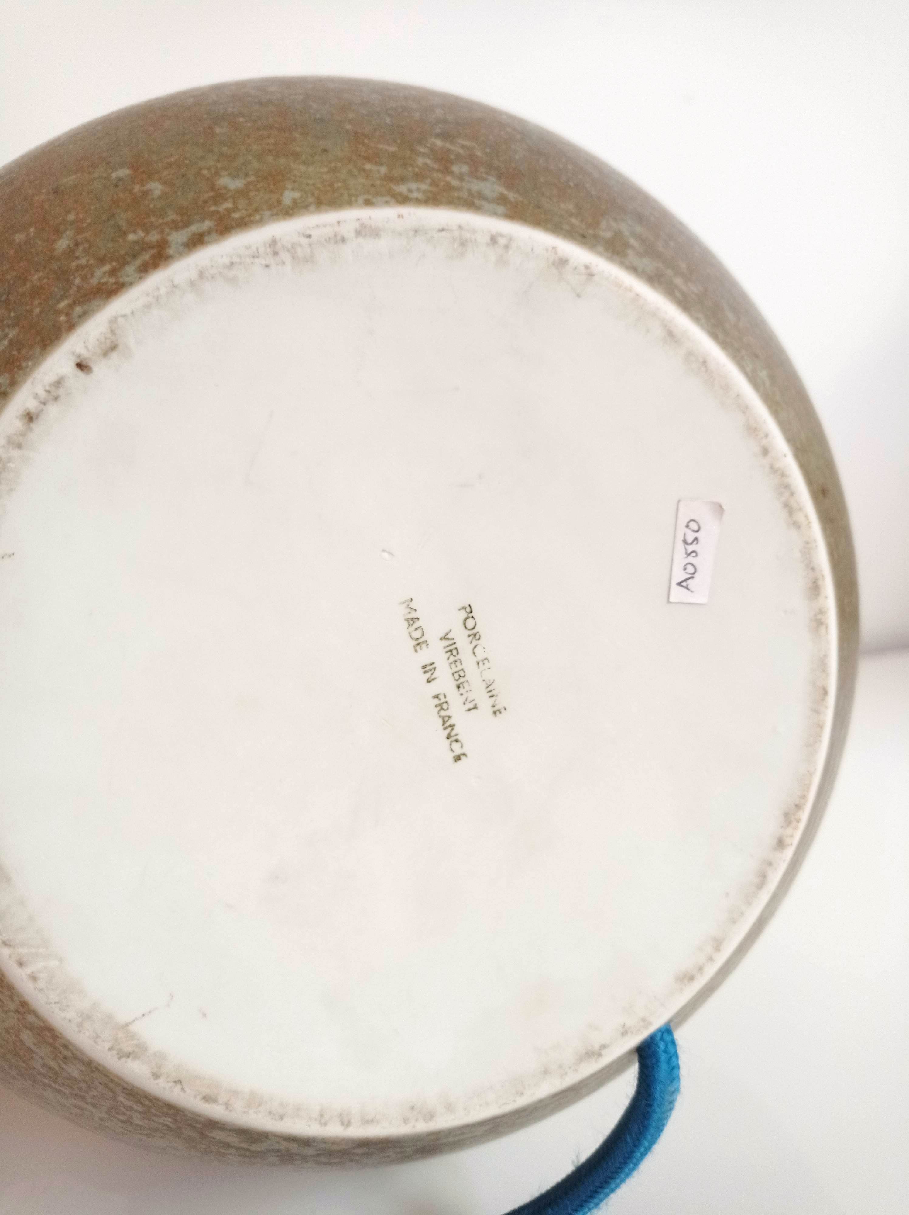 Virebent ceramic lamp