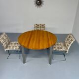 Naver Nissen and Gehl Scandinavian design round table with metal legs and wooden top