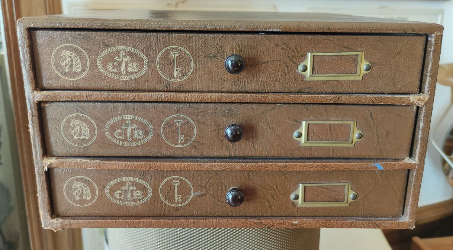 Haberdashery Thiriez furniture