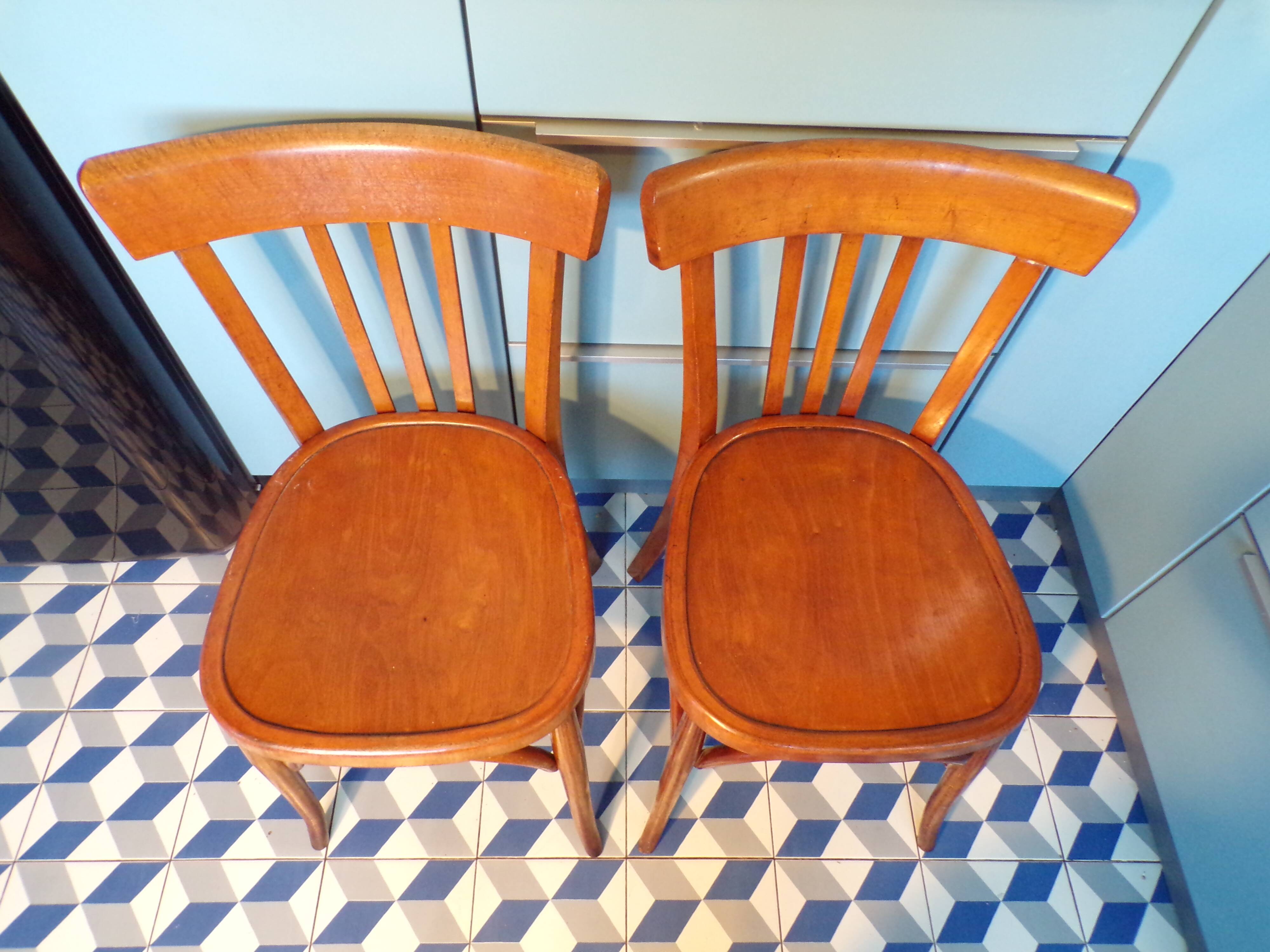 Paire de chaises de bistrot vintage