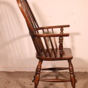 Windsor armchair in ash and elm from the early 19th century