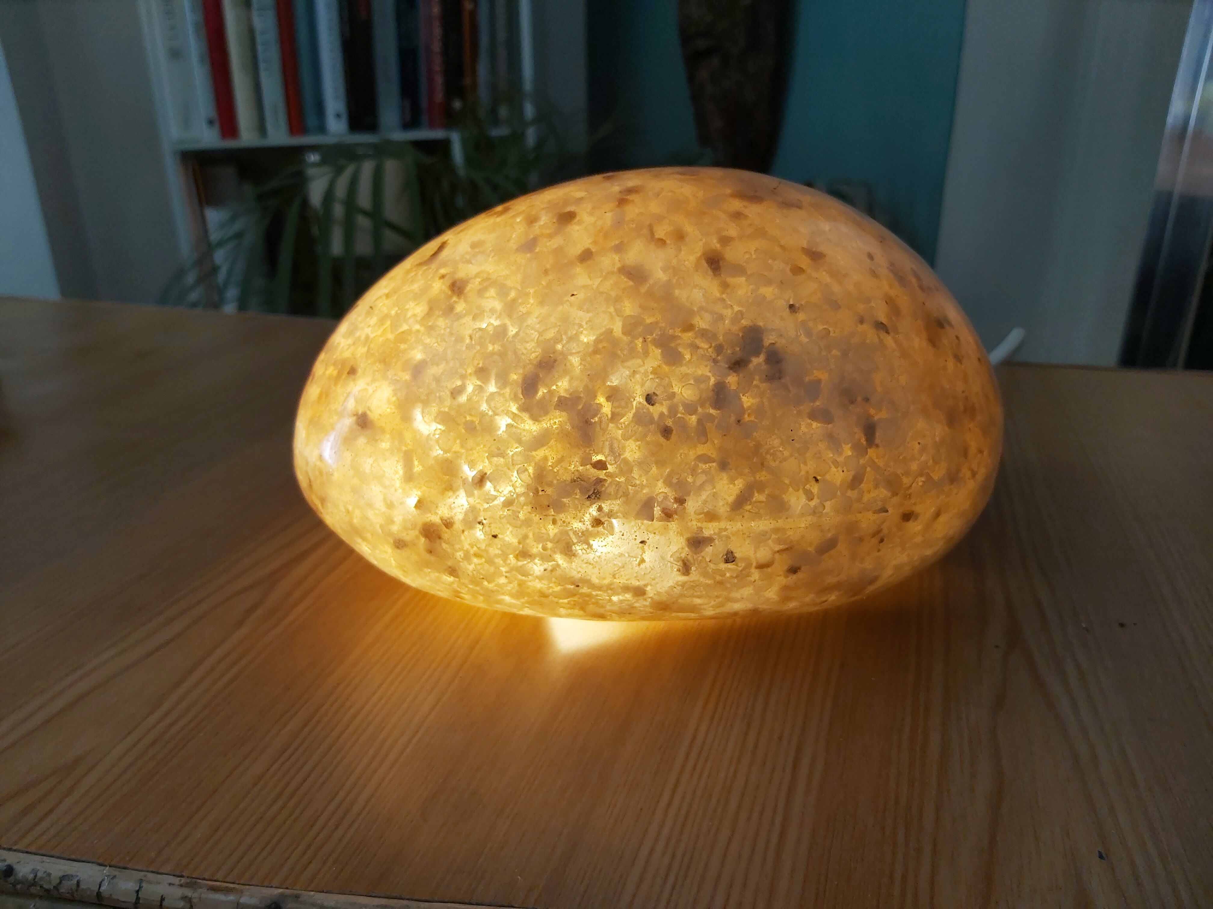 70s resin pebble lamp