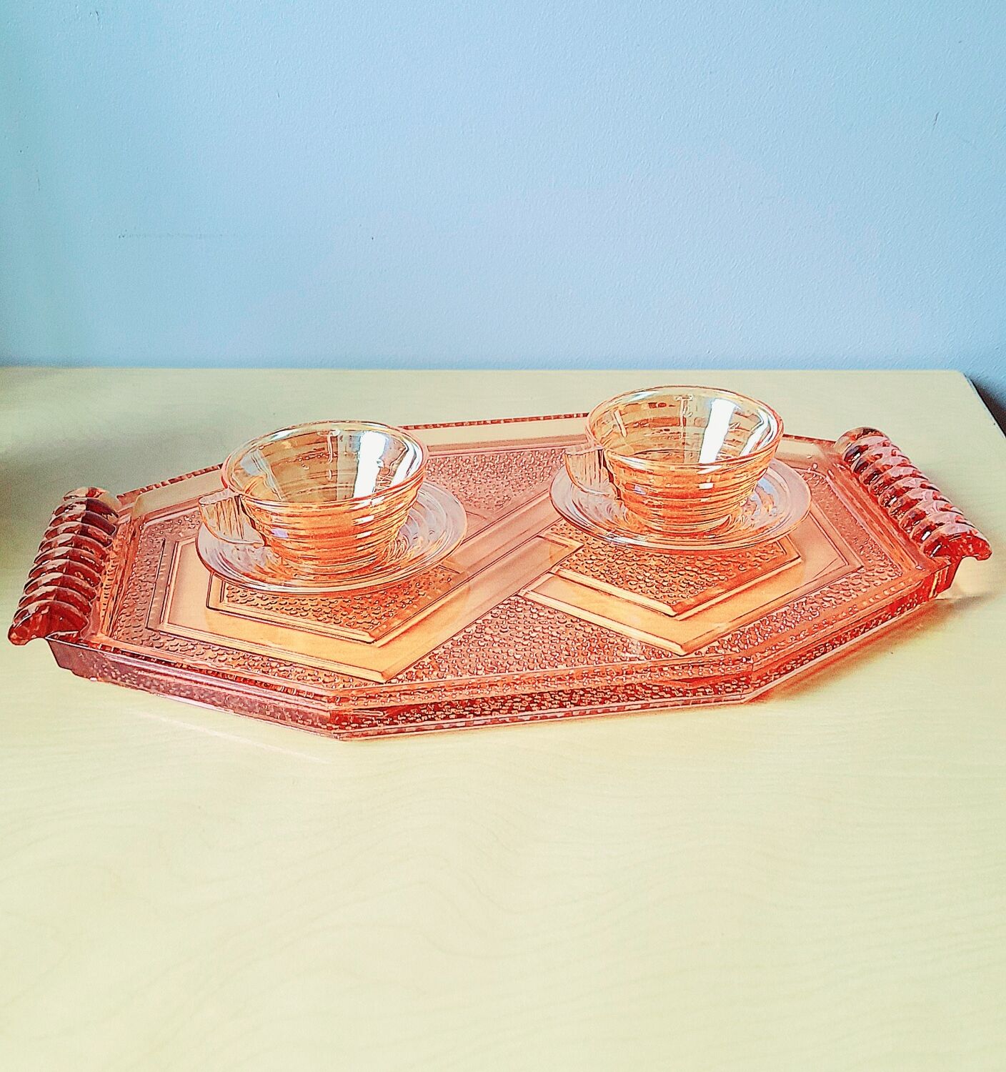 Art Deco pink glass top