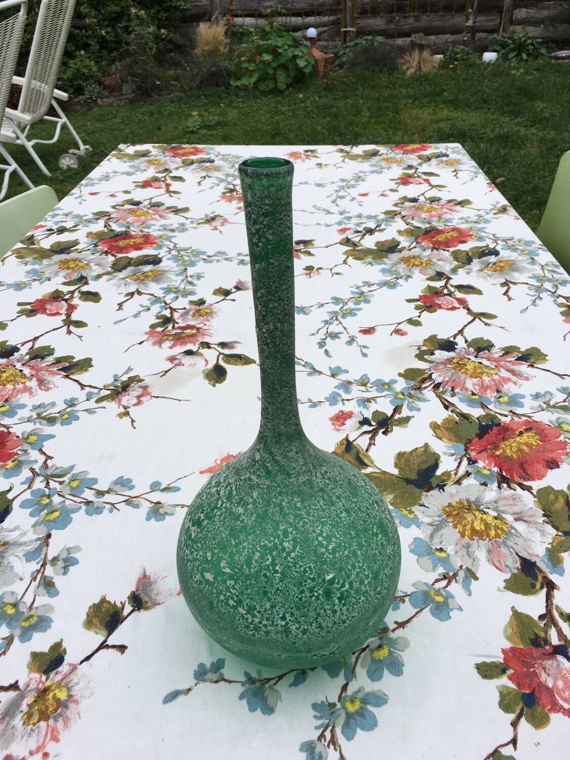 Glass soliflore vase