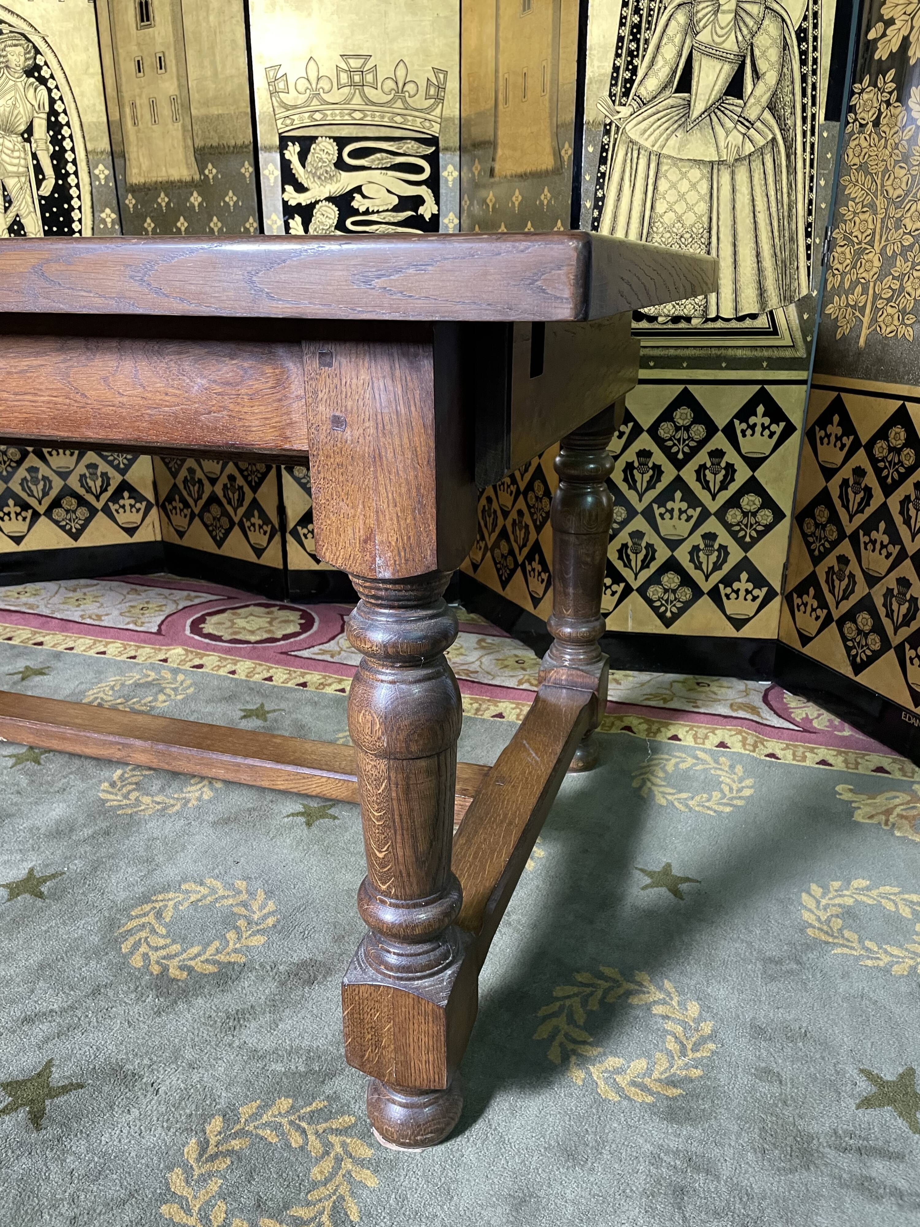 Table de ferme en chêne Louis XIII 19eme