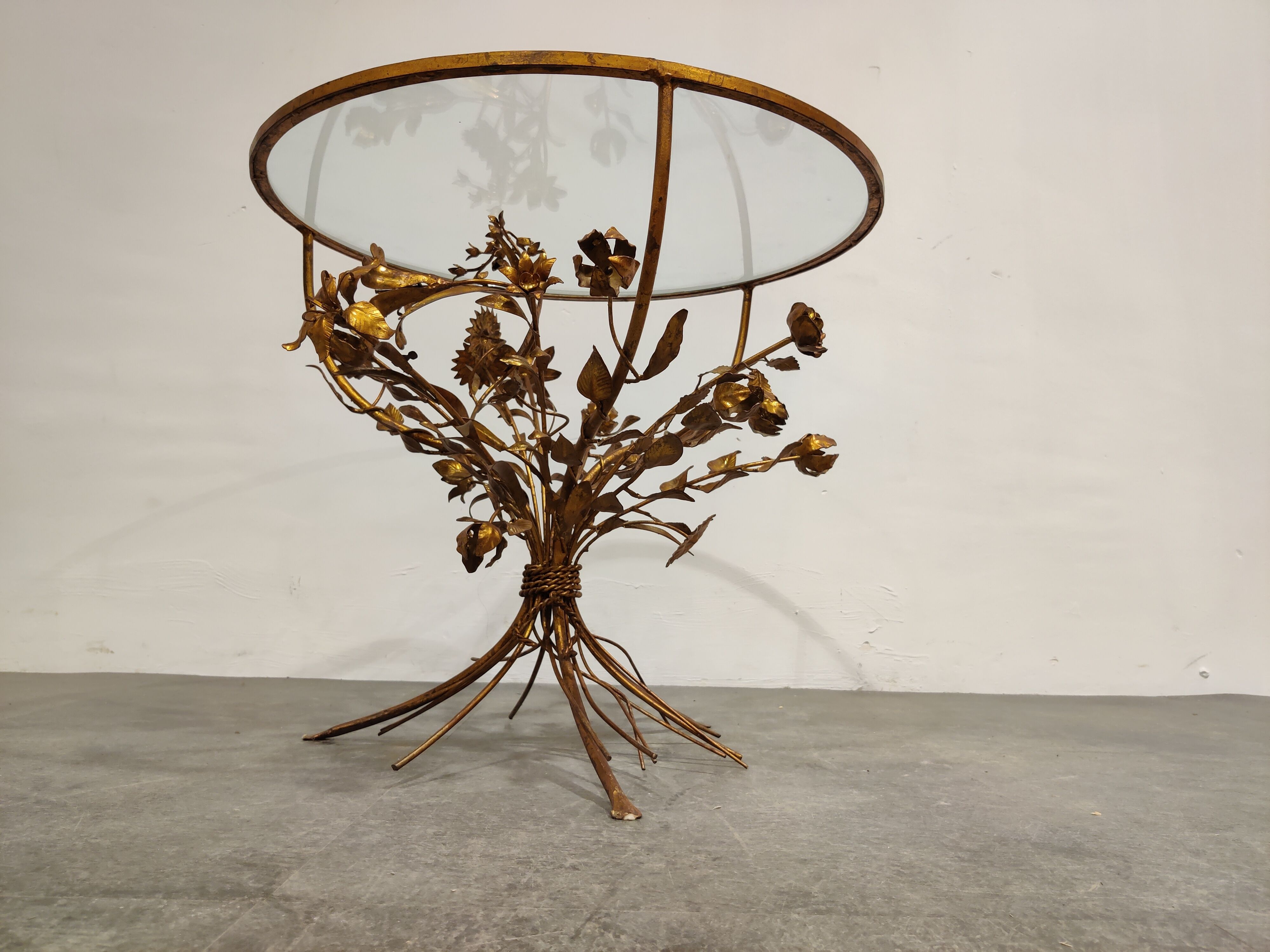 Vintage gilt metal flower side table, italy 1960