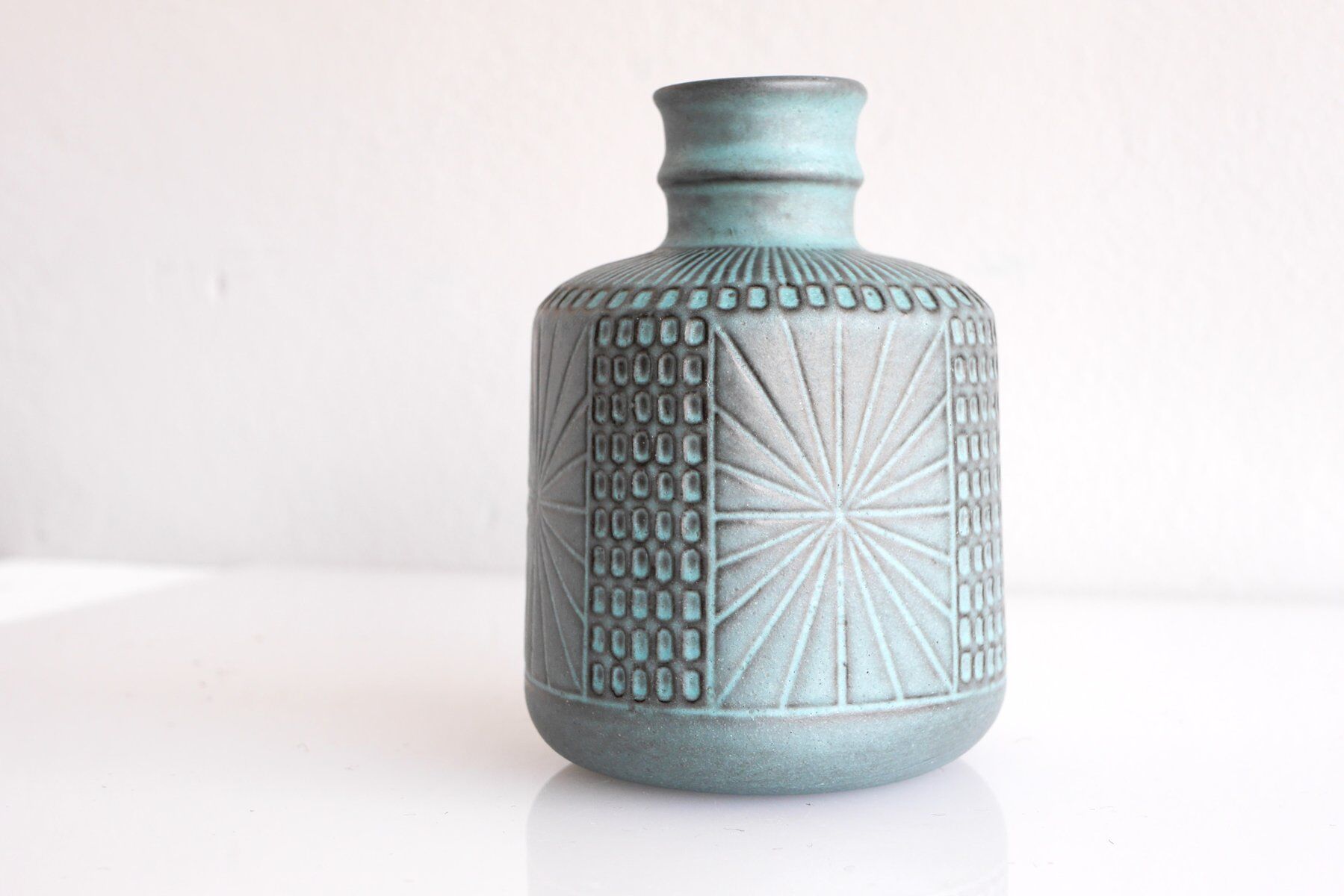 Mid-century Scandinavian modern art design pottery vase by Mari Simmulson for Upsala Ekeby, Sweden, 1970s