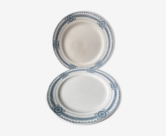 Lot de deux petites plates Terre de Fer, collection Carina, U&C Sarreguemines