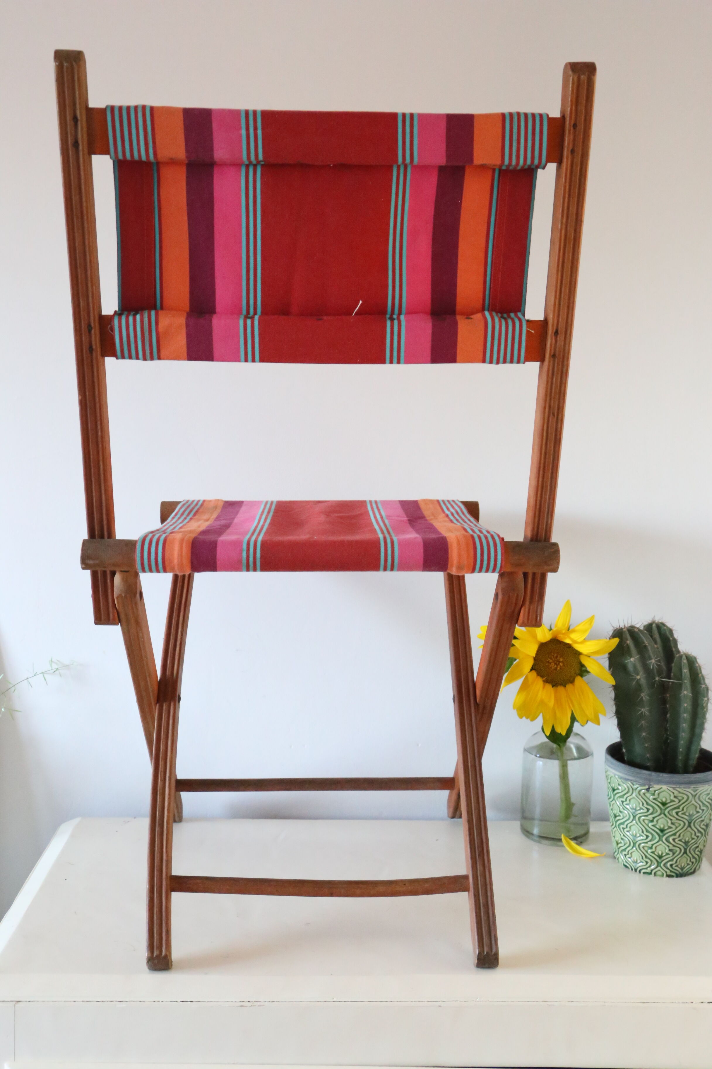 Folding chair, striped fabrics, wood, vintage